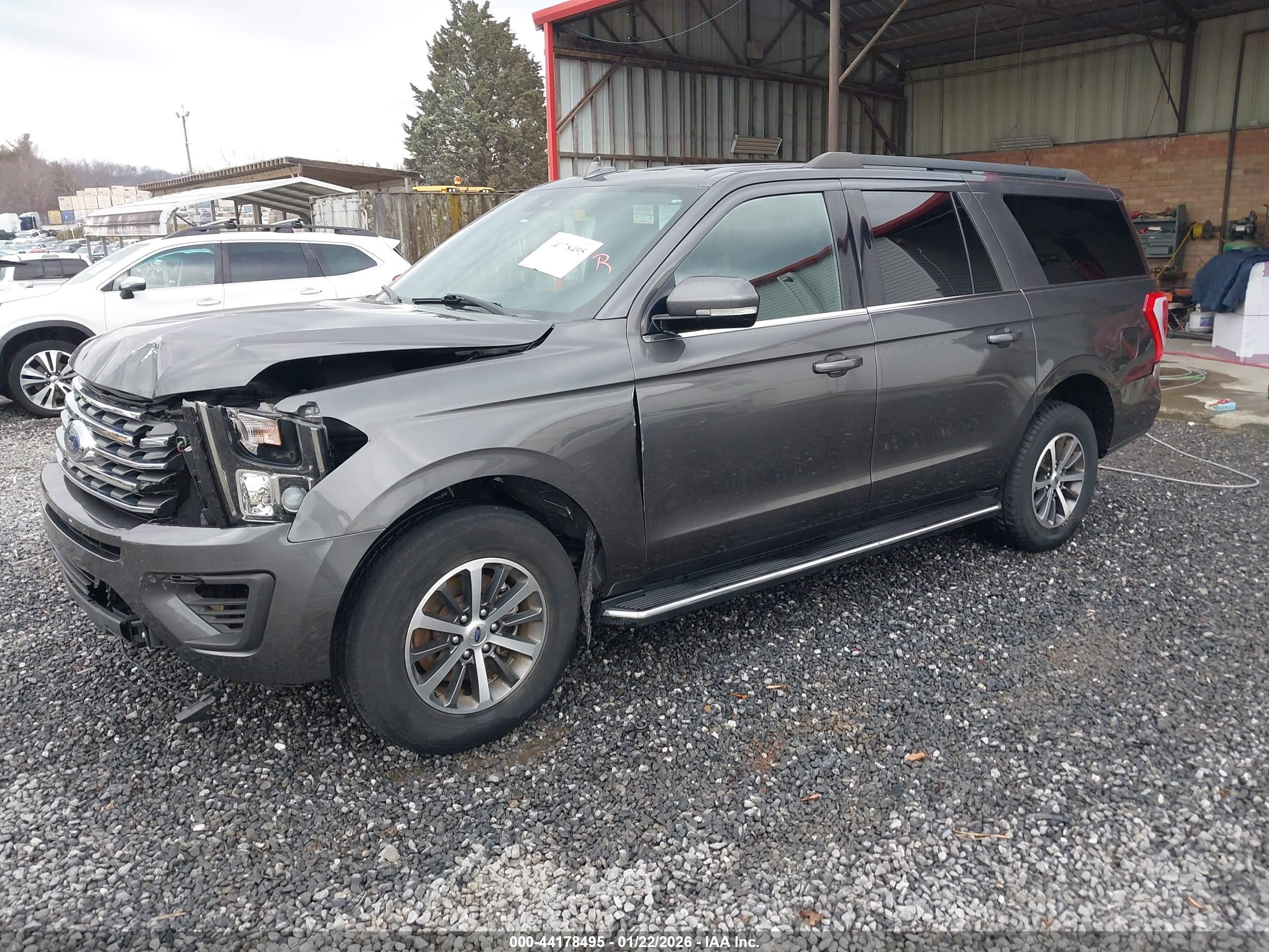 FORD EXPEDITION image 2