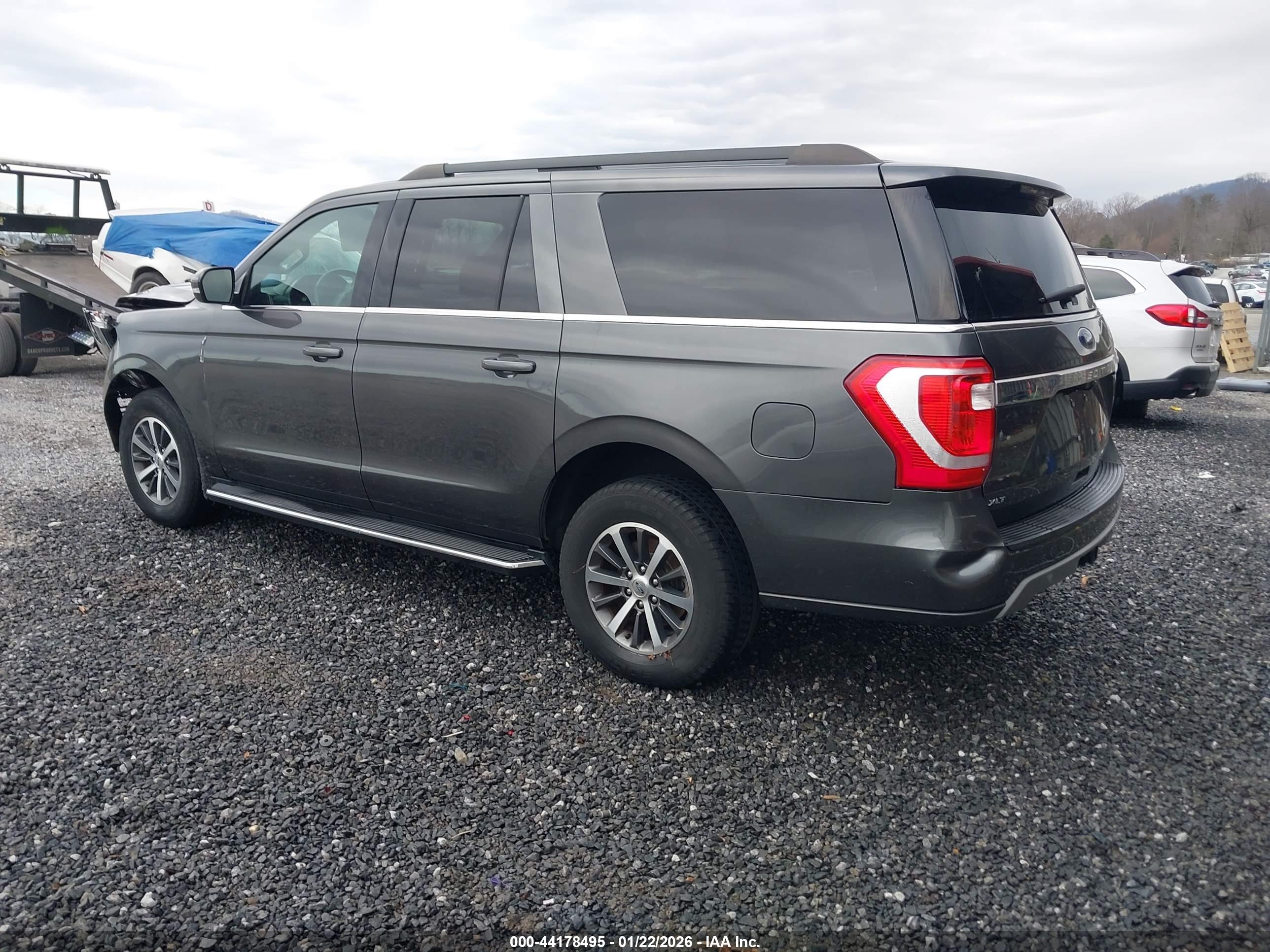FORD EXPEDITION image 3