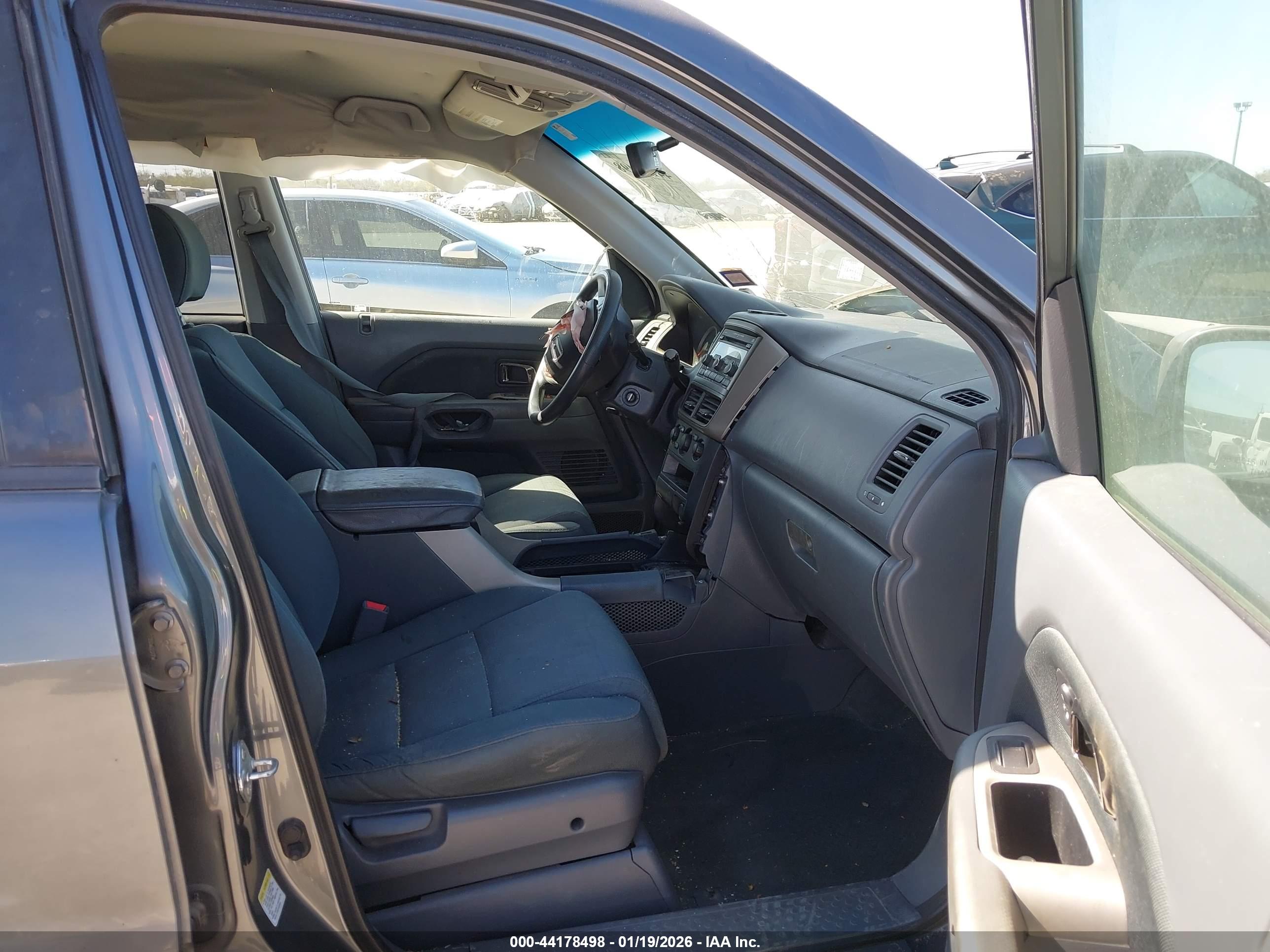 HONDA PILOT image 5