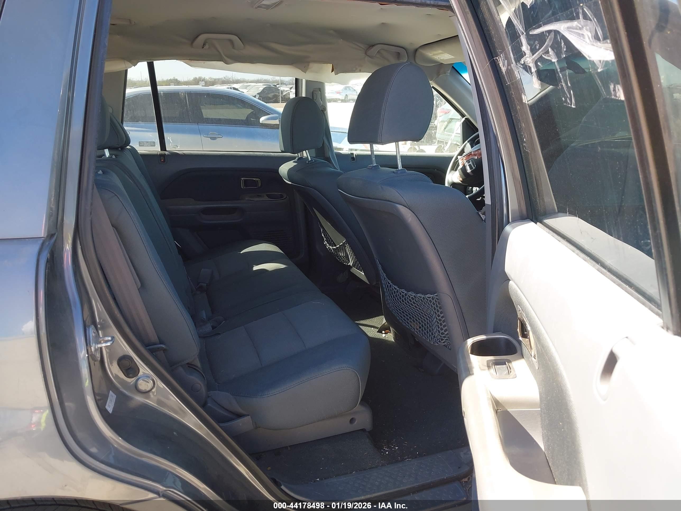 HONDA PILOT image 8