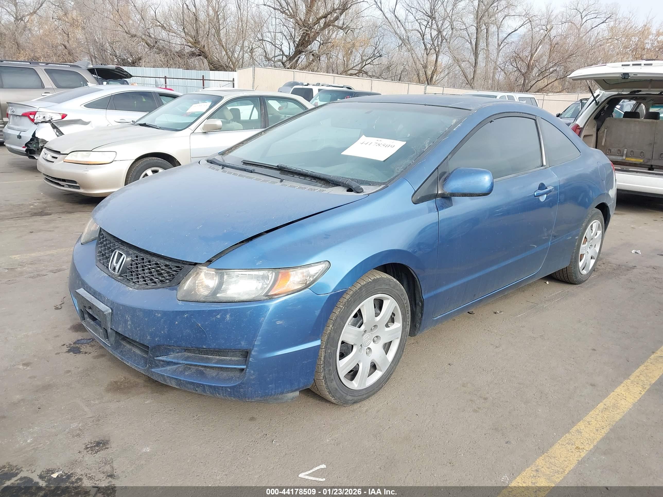 HONDA CIVIC image 2