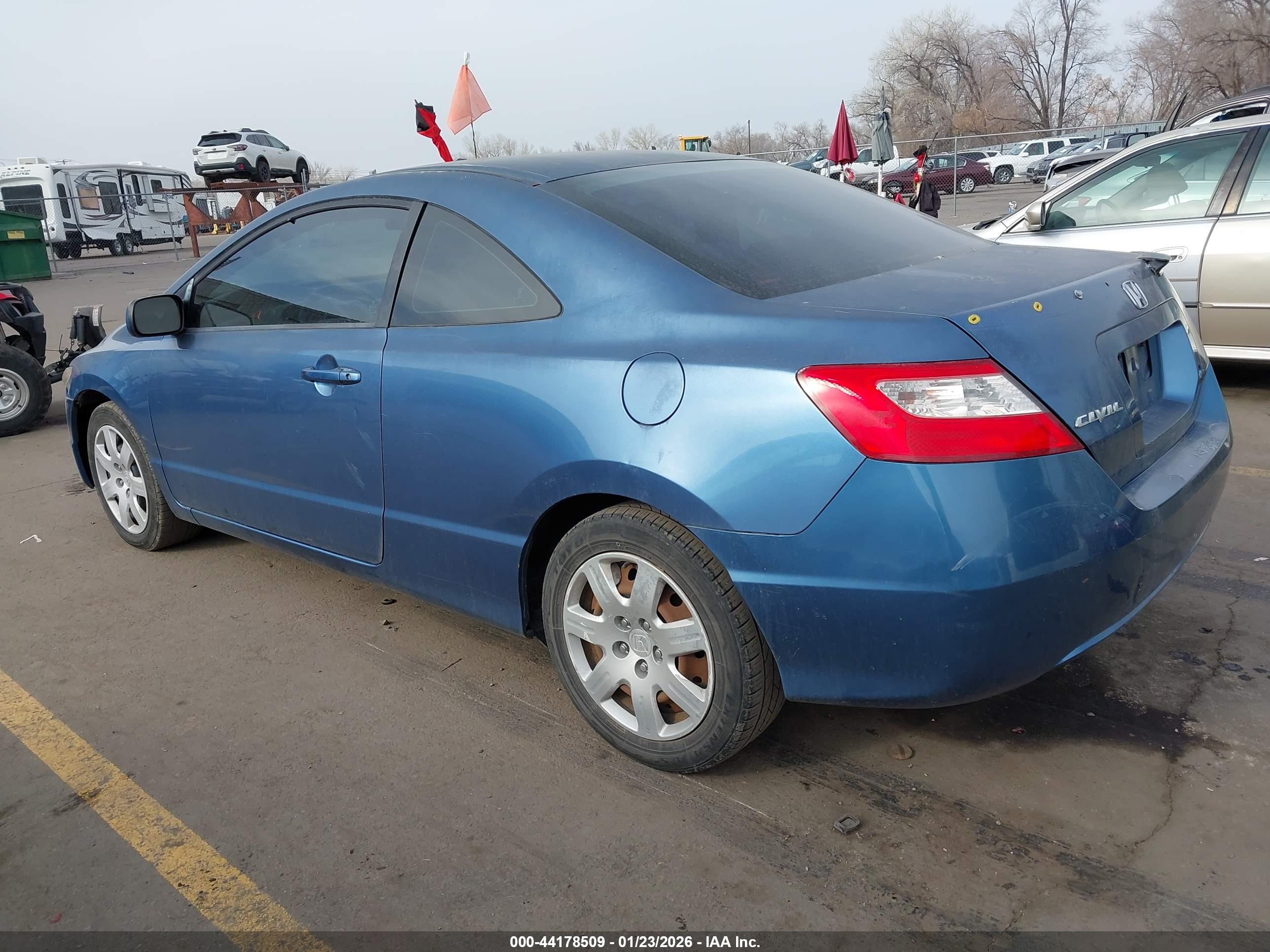 HONDA CIVIC image 3