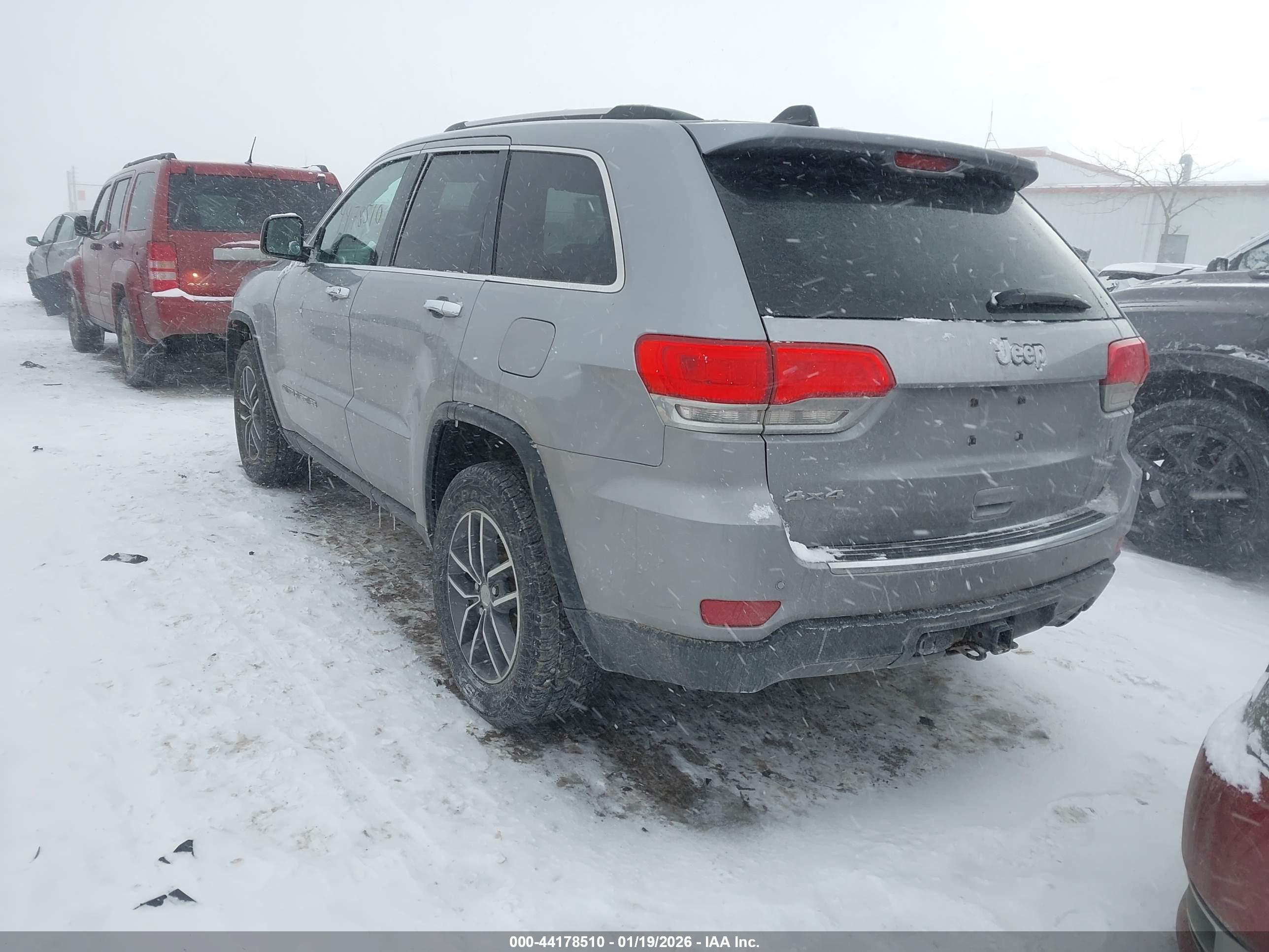 JEEP GRAND image 3