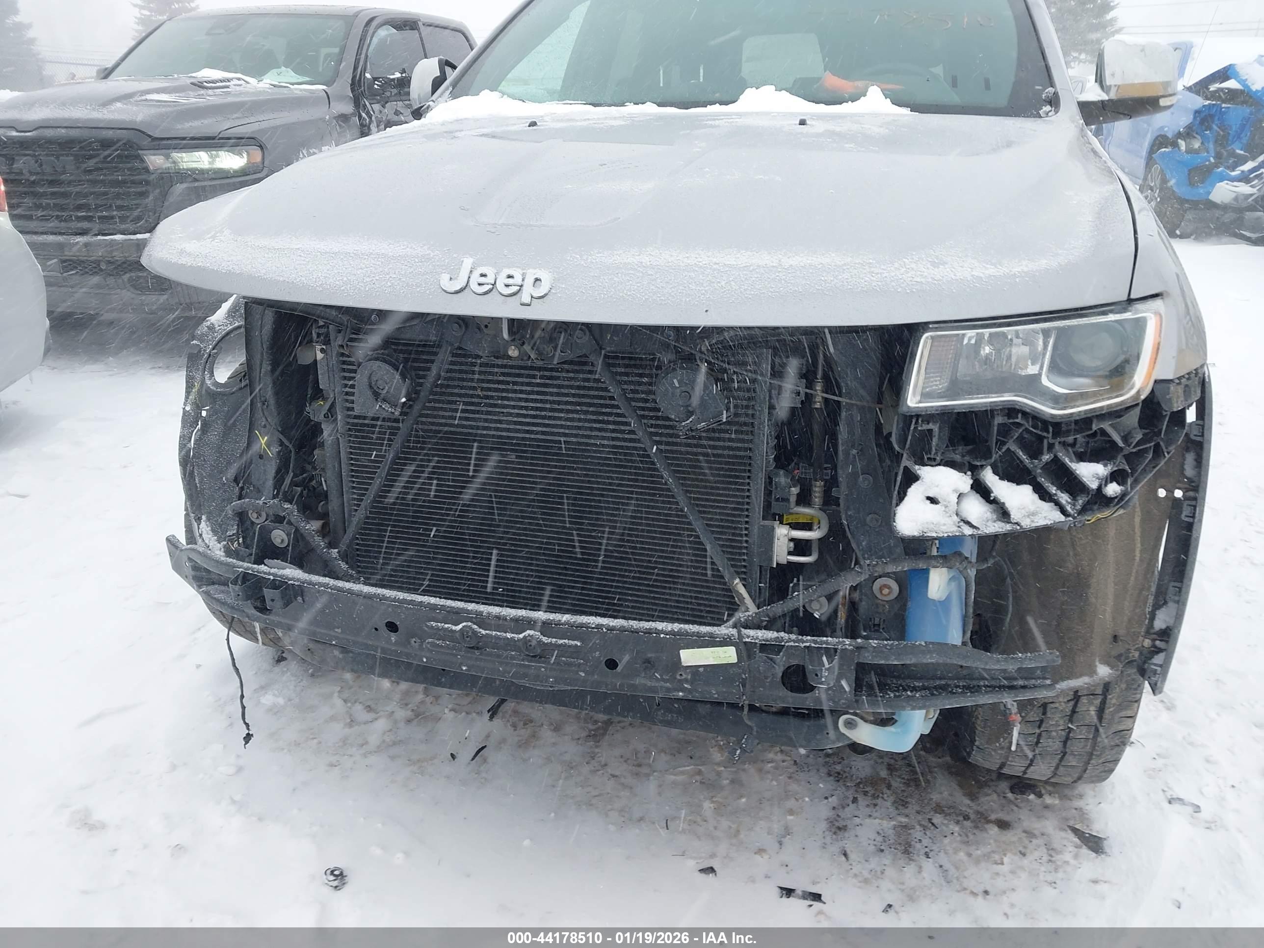 JEEP GRAND image 6