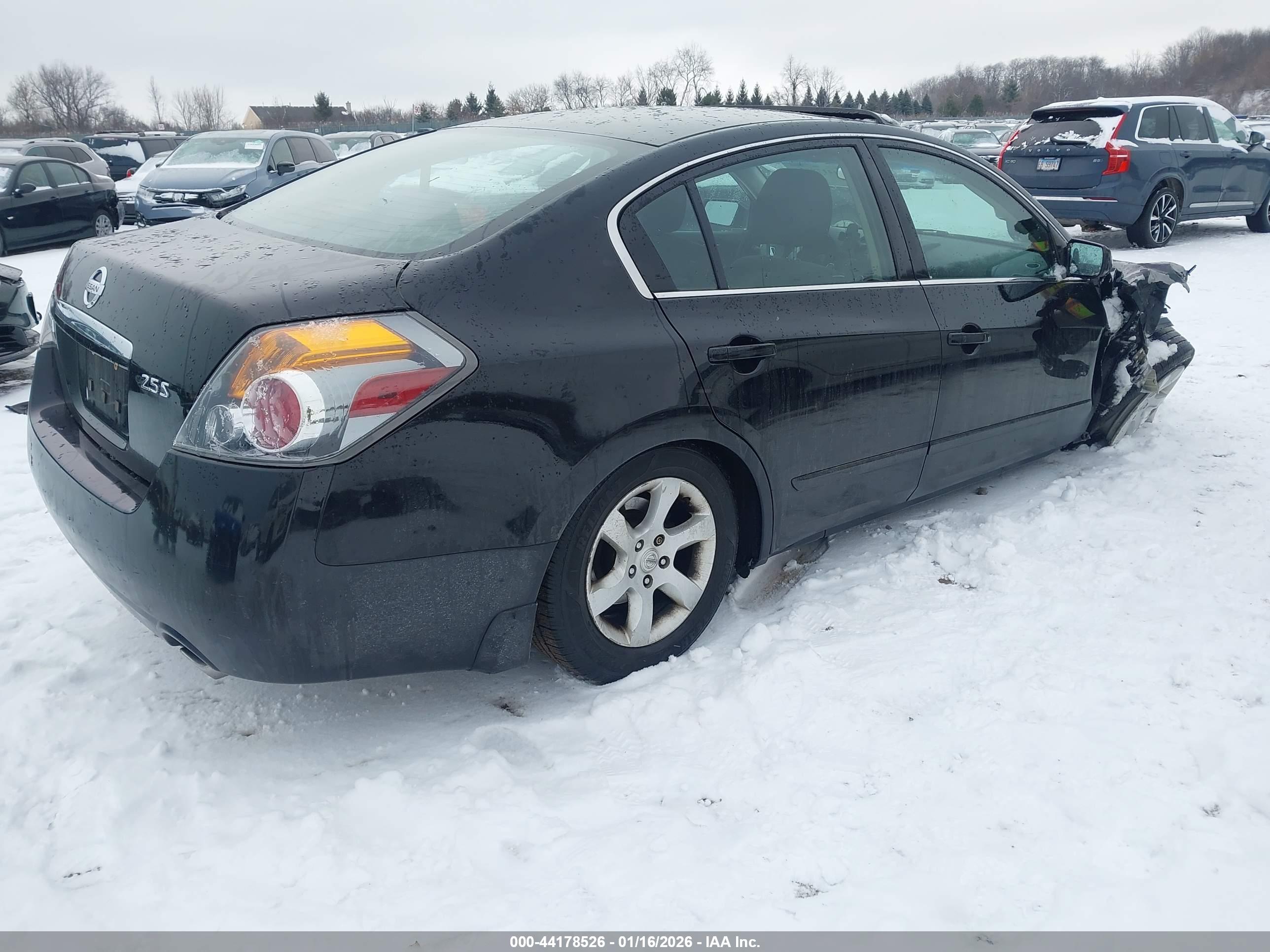 NISSAN ALTIMA image 4