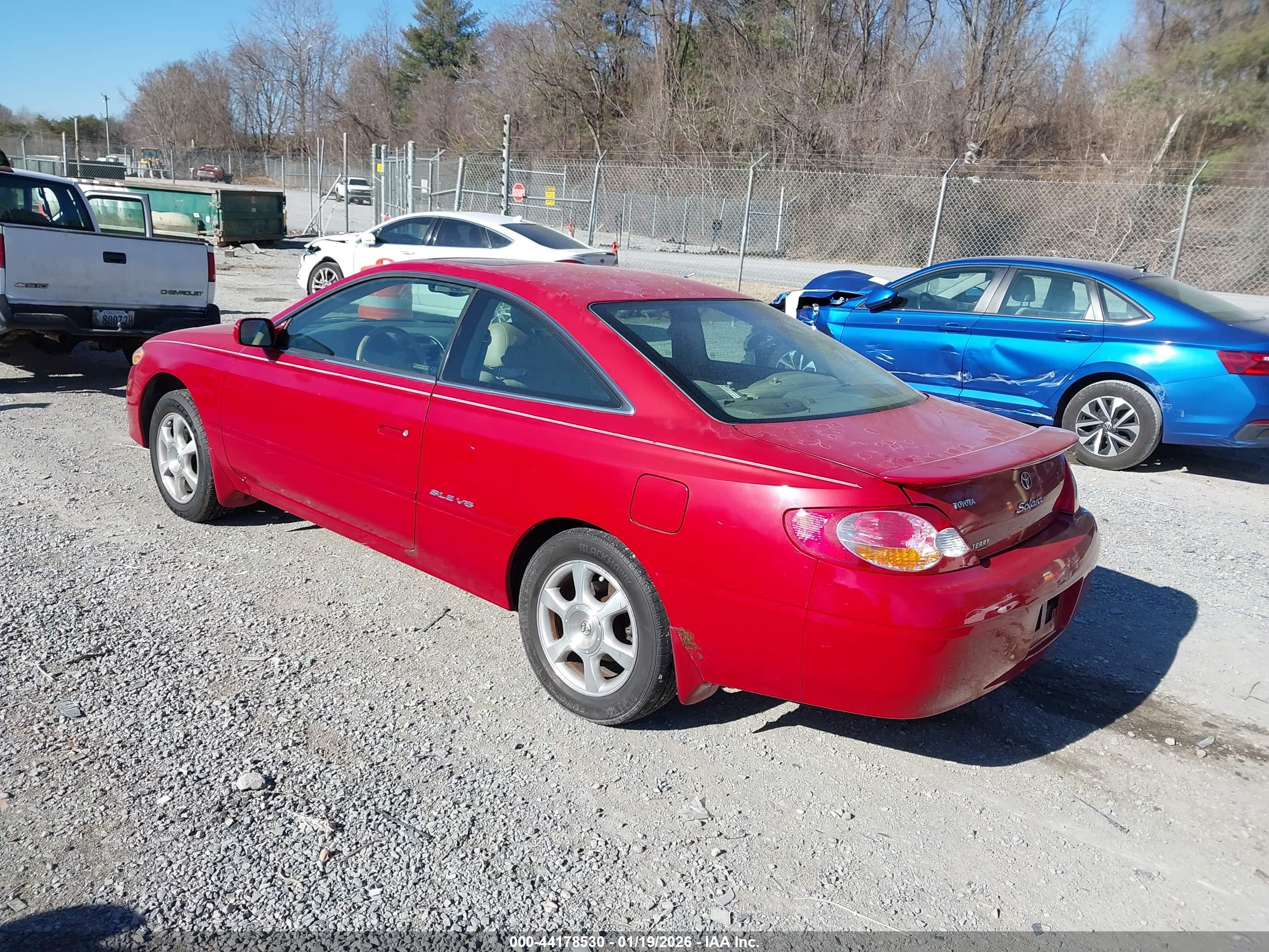 TOYOTA CAMRY image 3