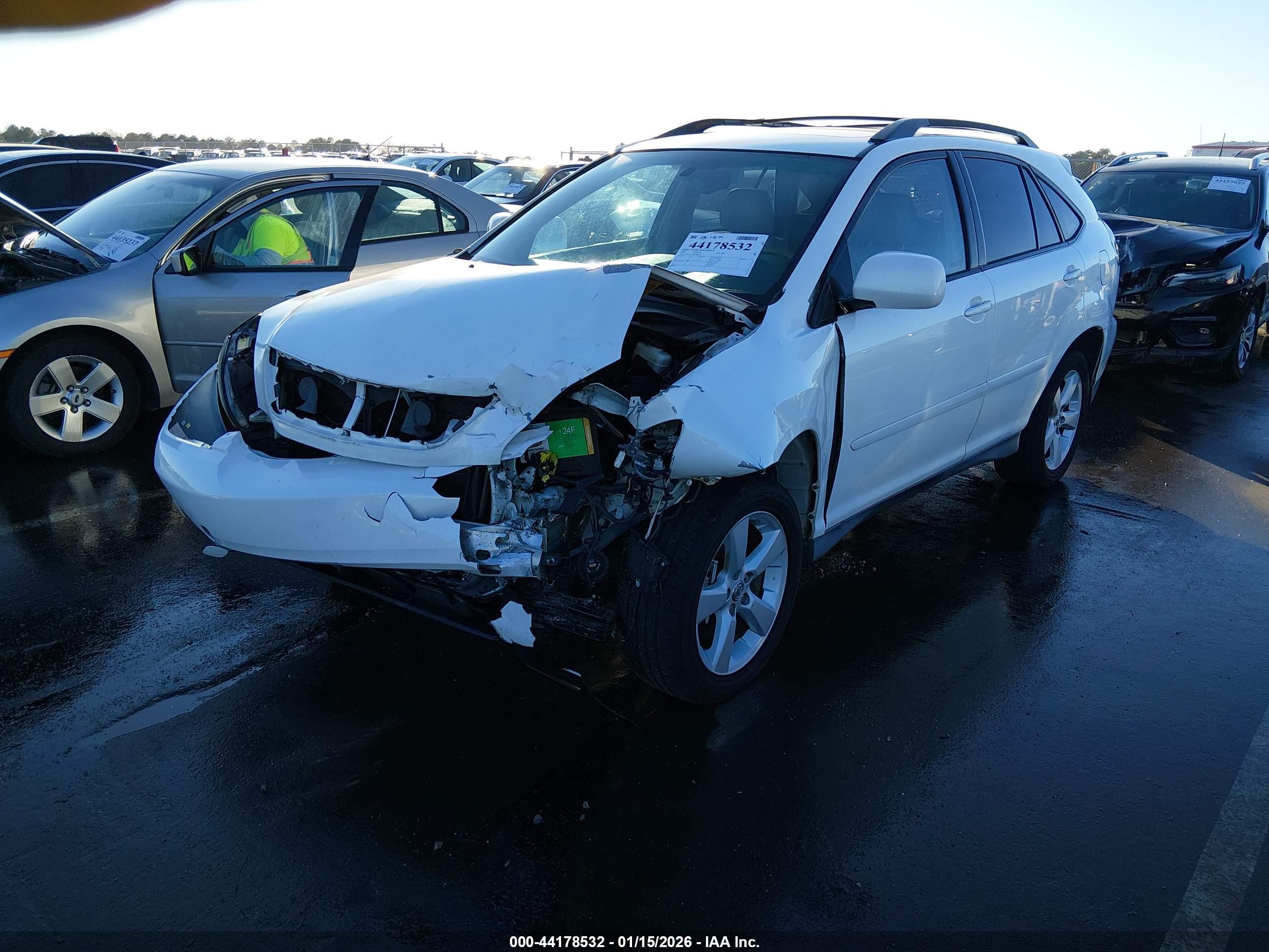 LEXUS RX image 2