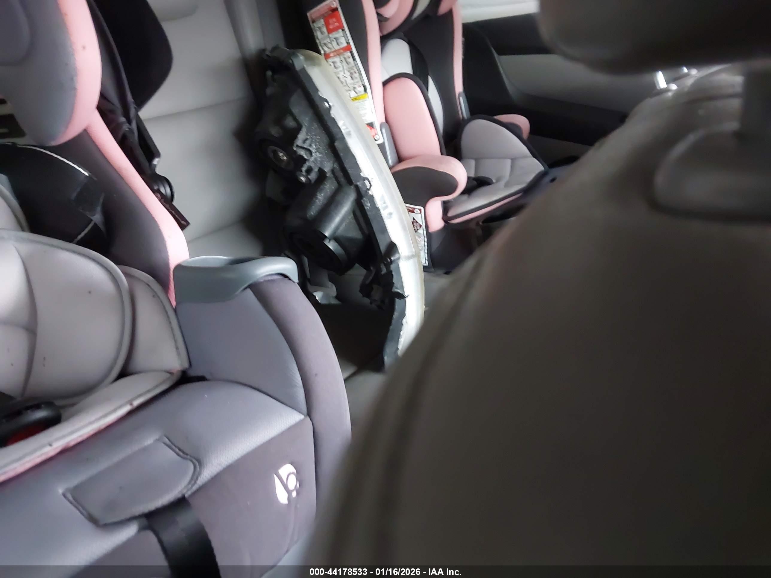 HONDA ODYSSEY image 8
