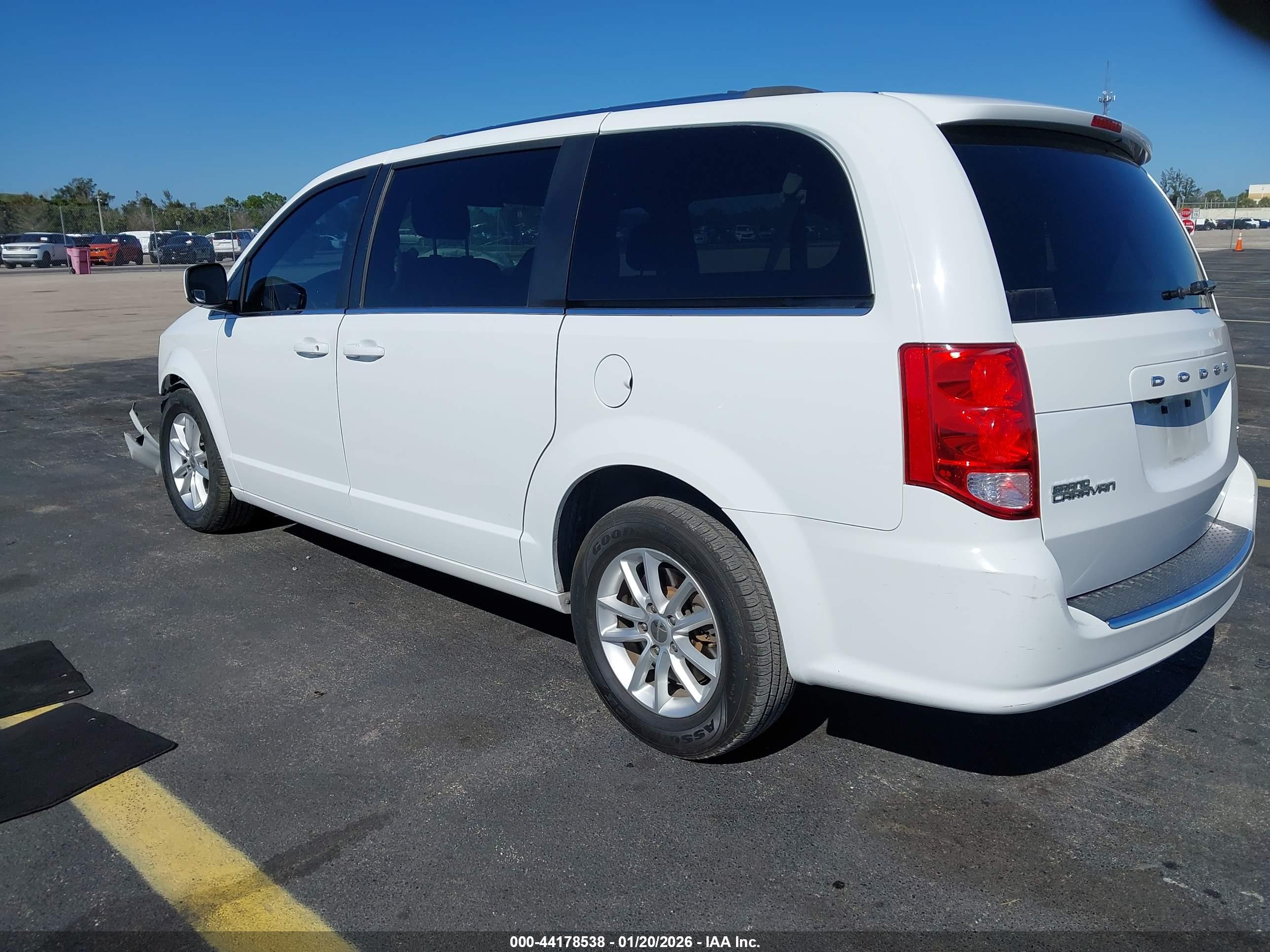 DODGE GRAND image 3