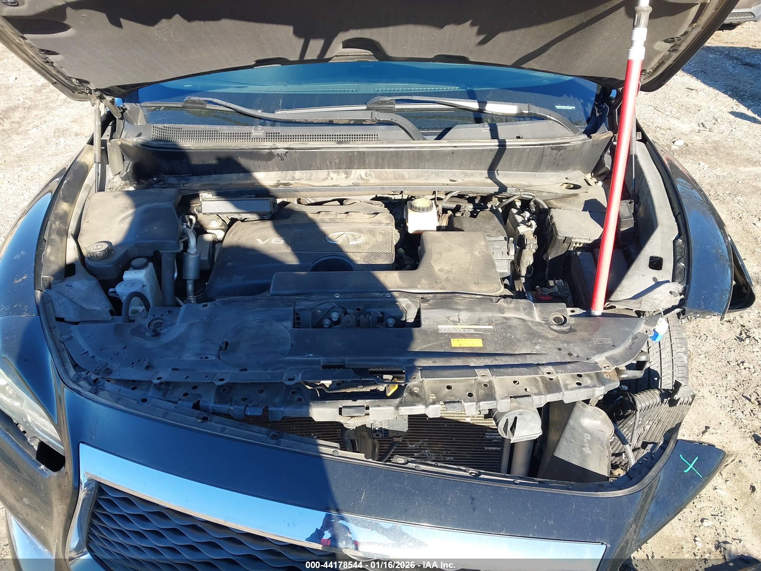 INFINITI QX60 image 10