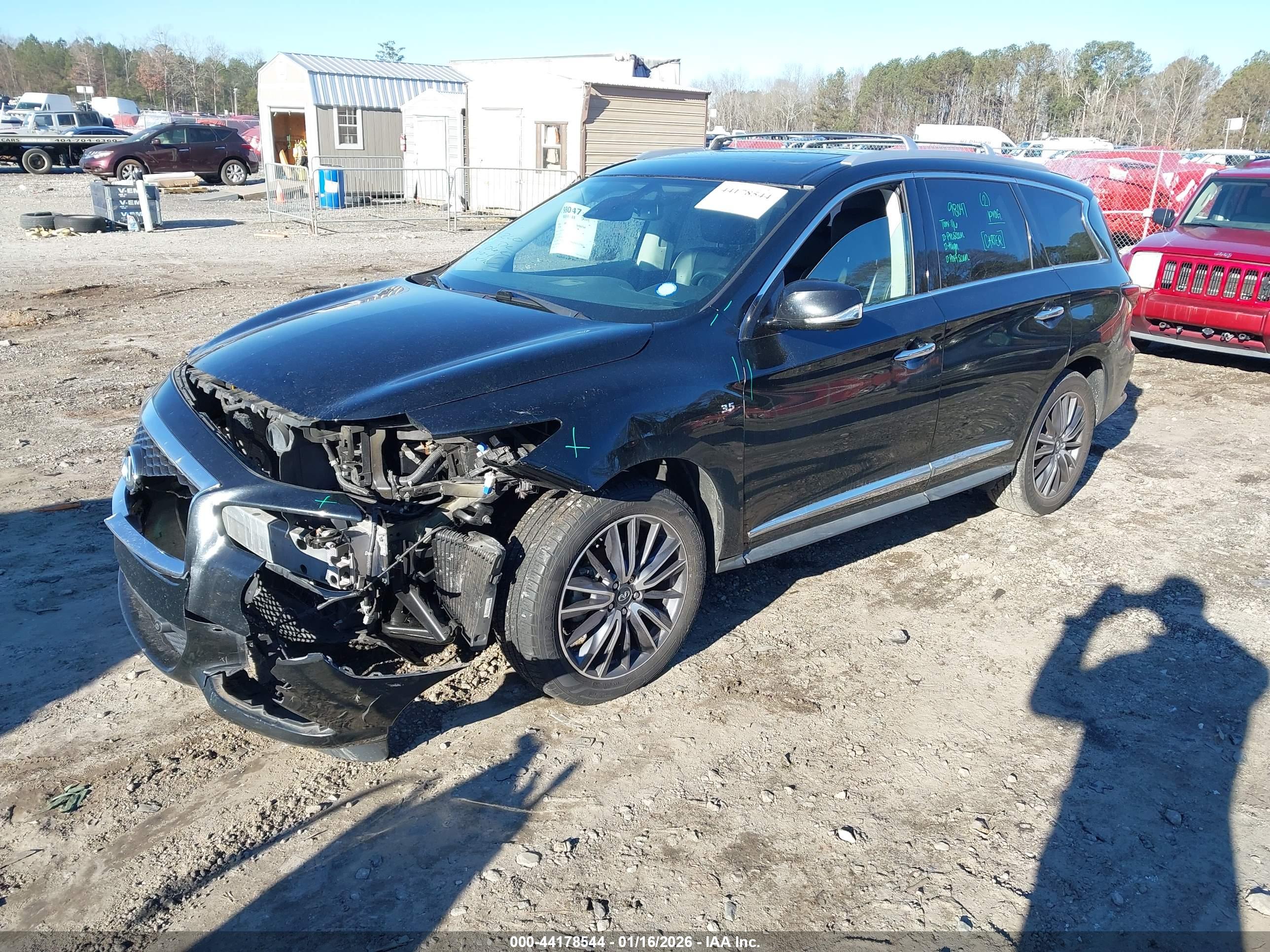 INFINITI QX60 image 2