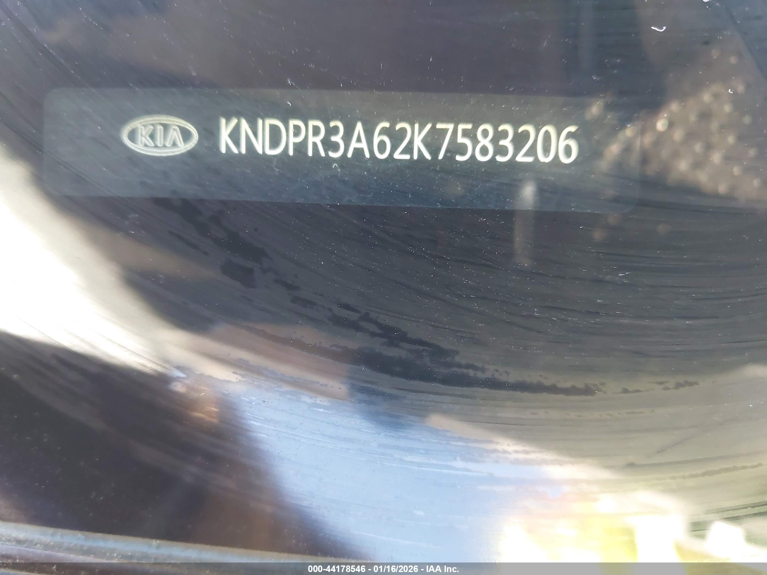 KIA SPORTAGE image 9