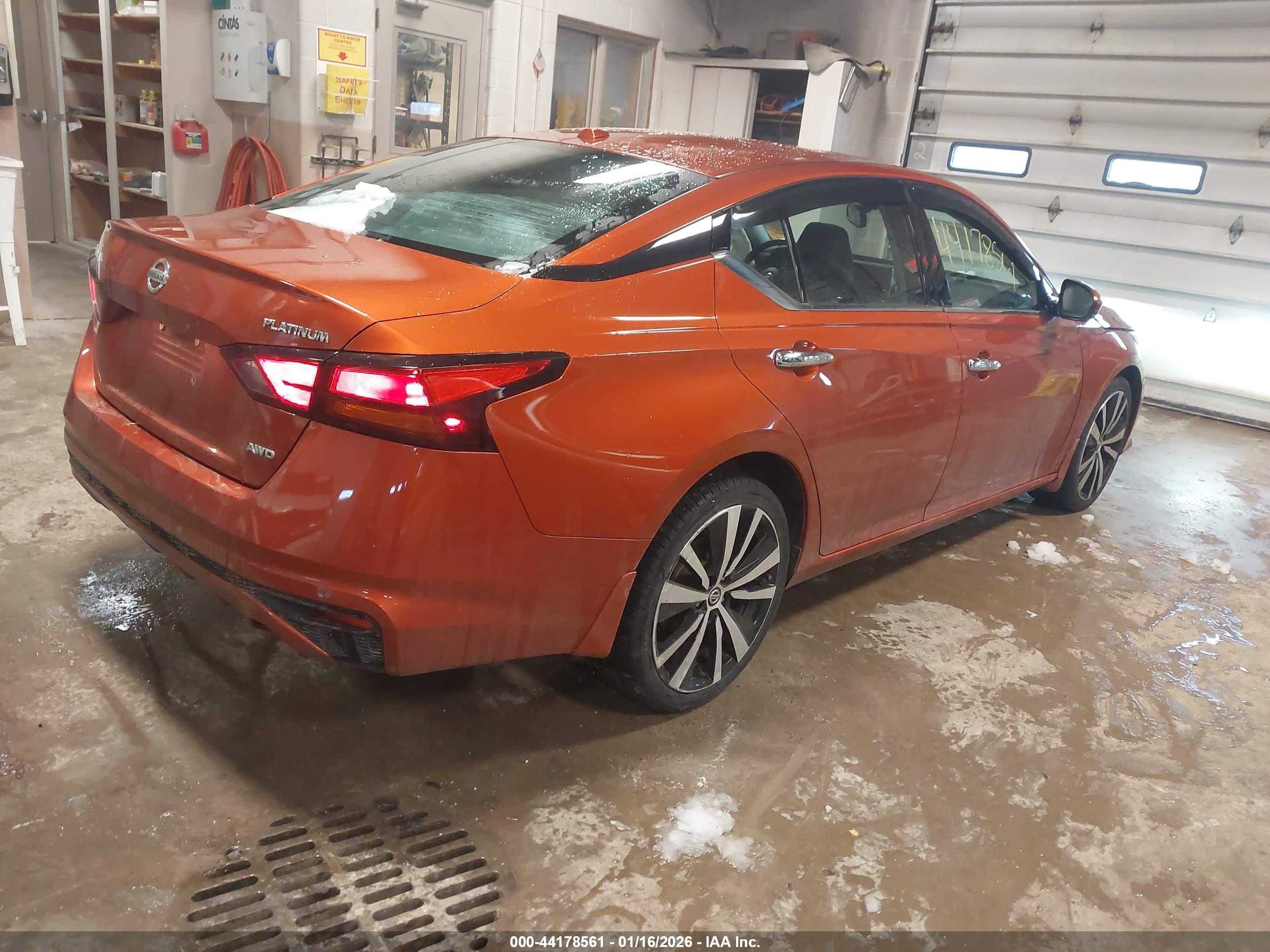NISSAN ALTIMA image 4