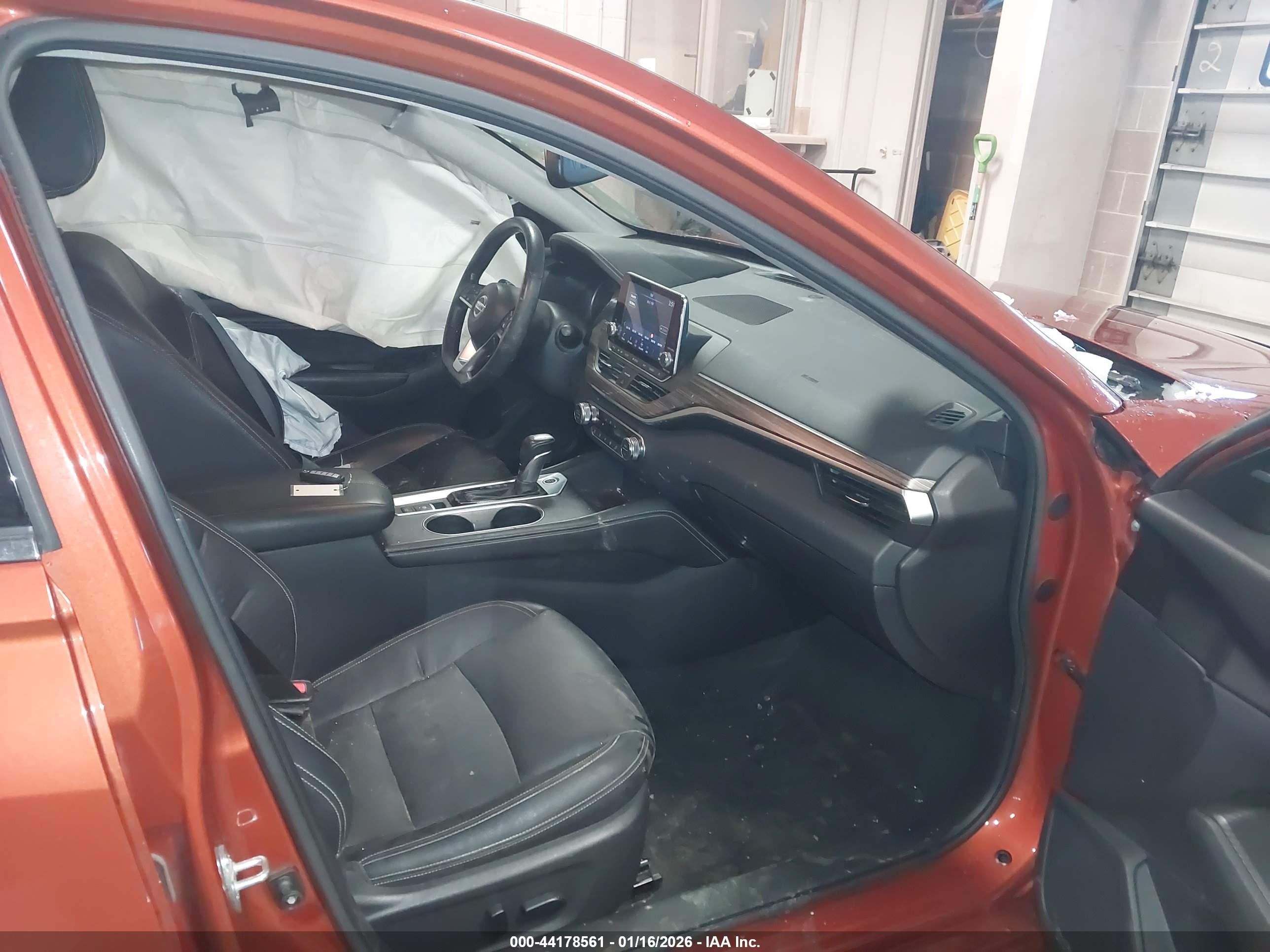 NISSAN ALTIMA image 5