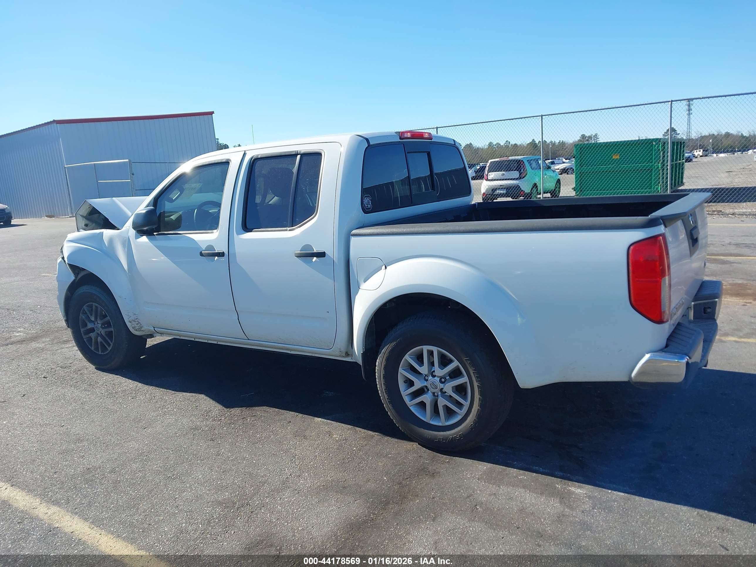 NISSAN FRONTIER image 3