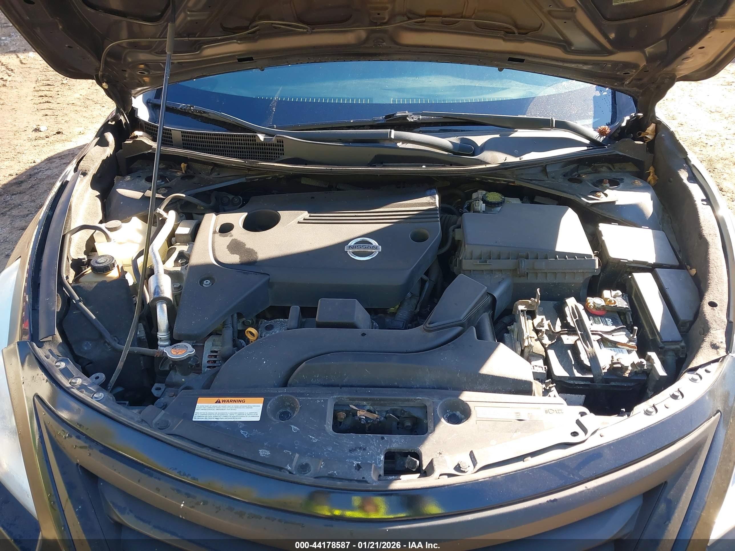 NISSAN ALTIMA image 10