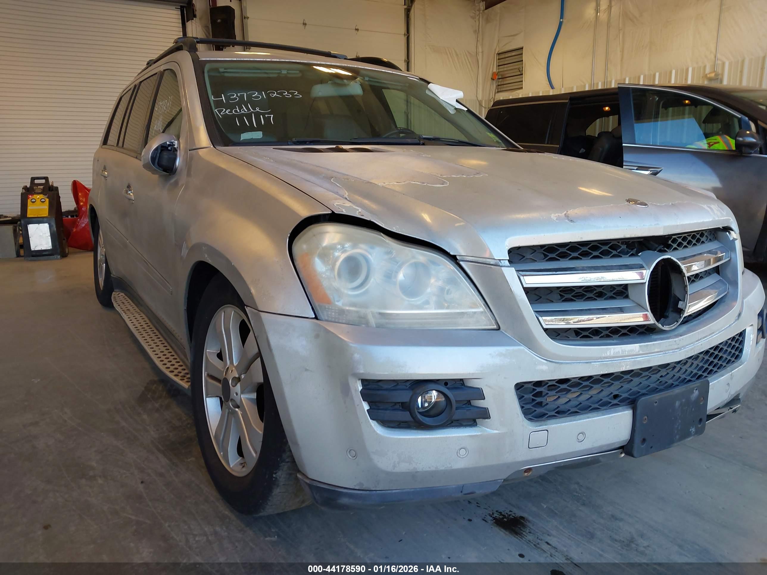 MERCEDES-BENZ GL image 6