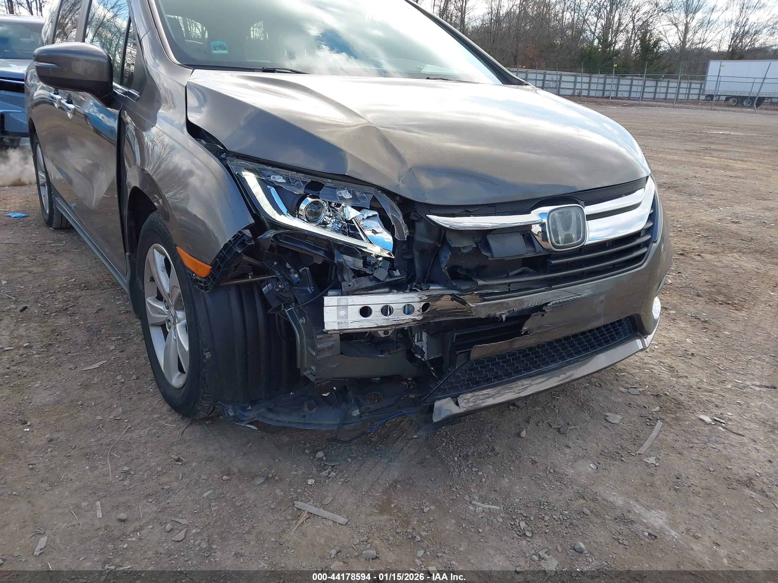 HONDA ODYSSEY image 6
