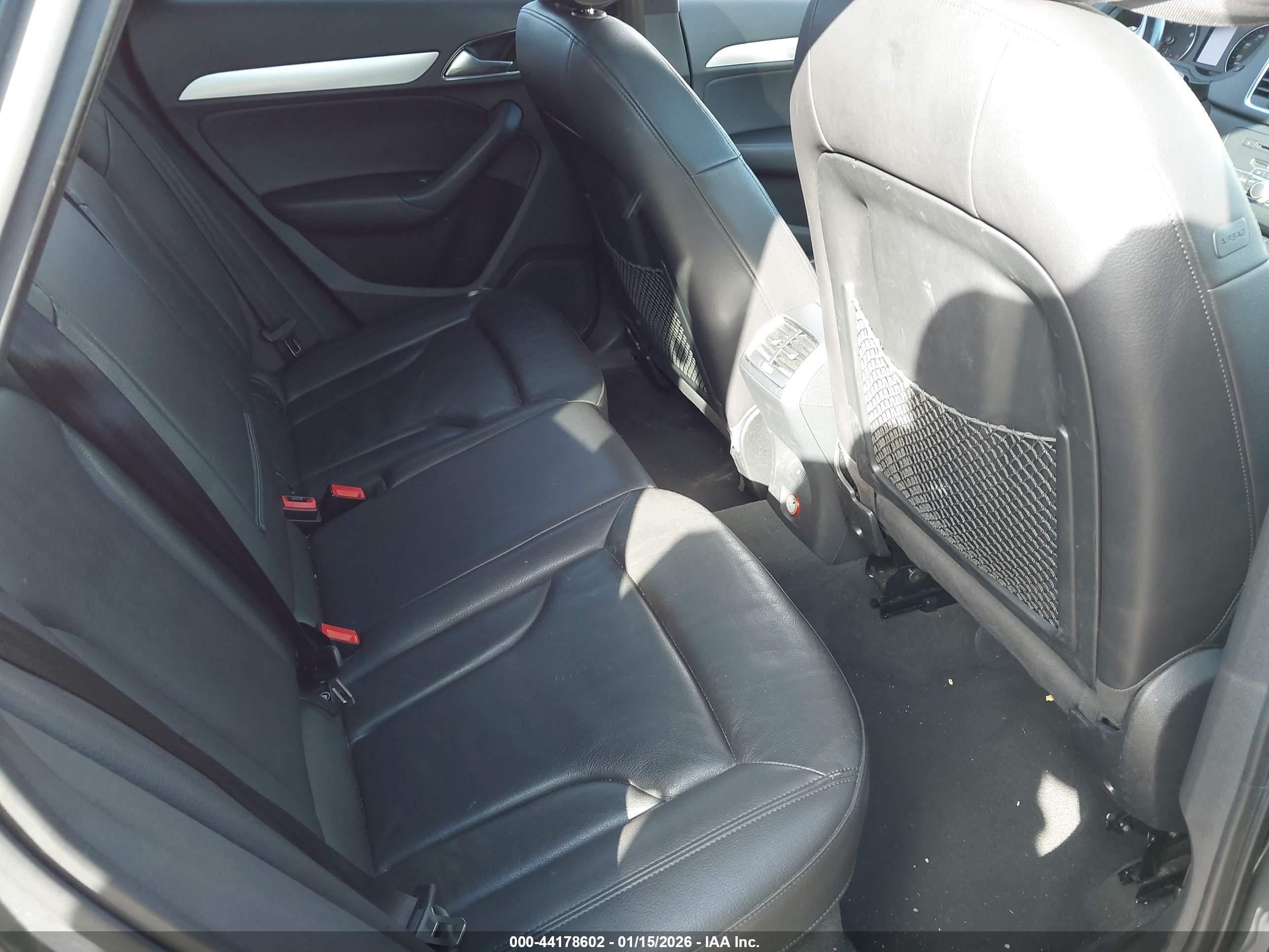 AUDI Q3 image 8