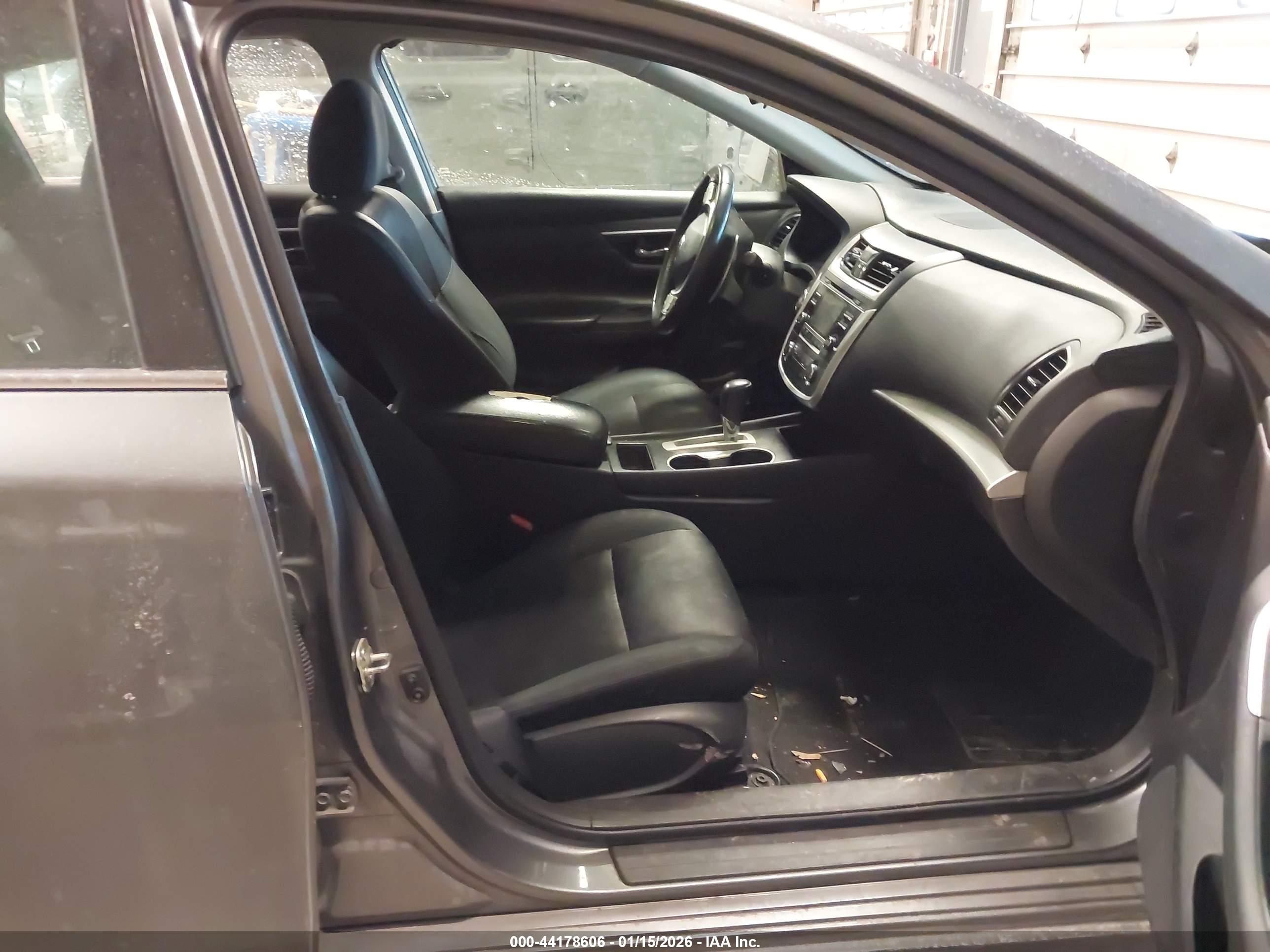 NISSAN ALTIMA image 5