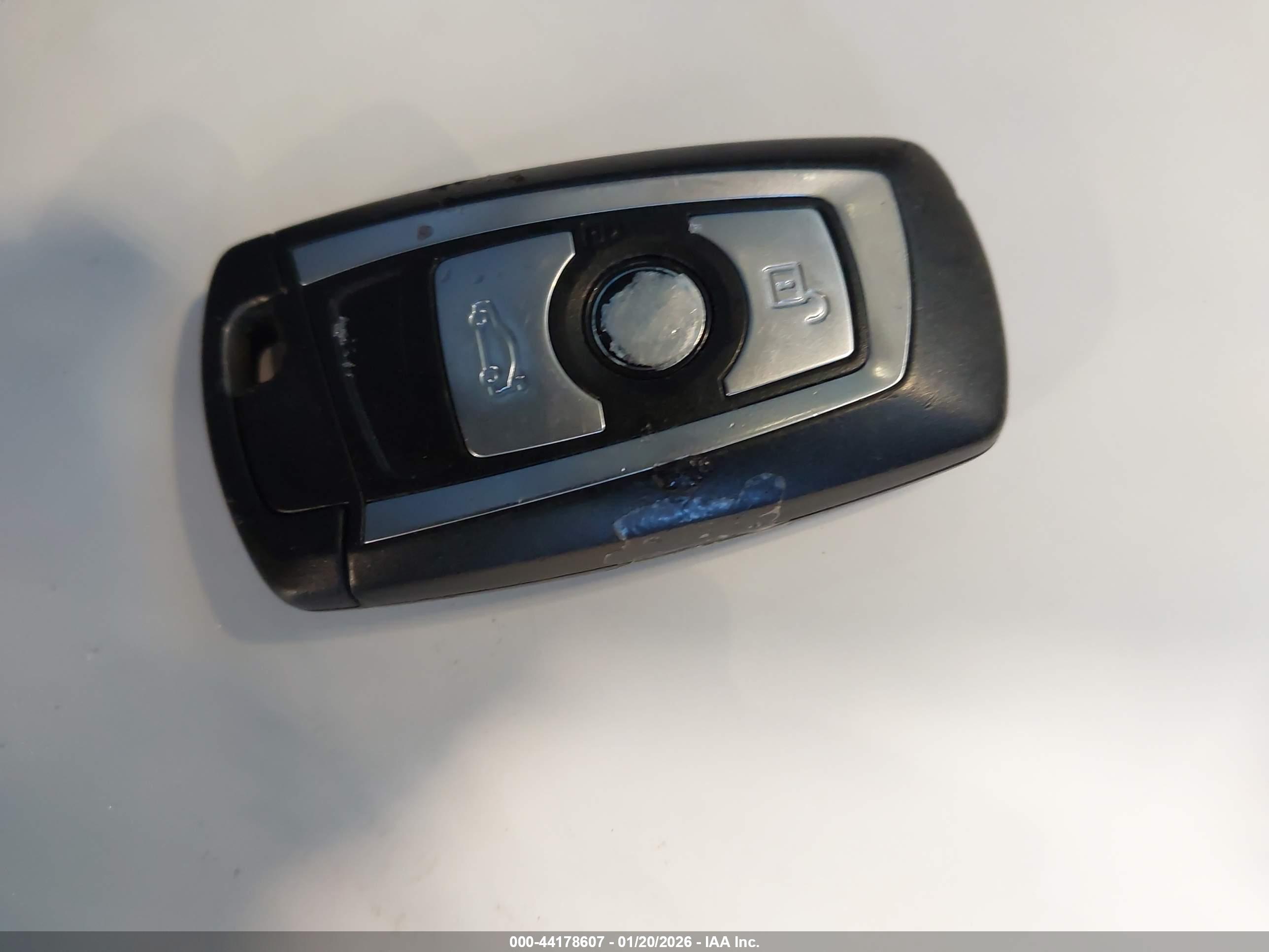 BMW 328I image 11