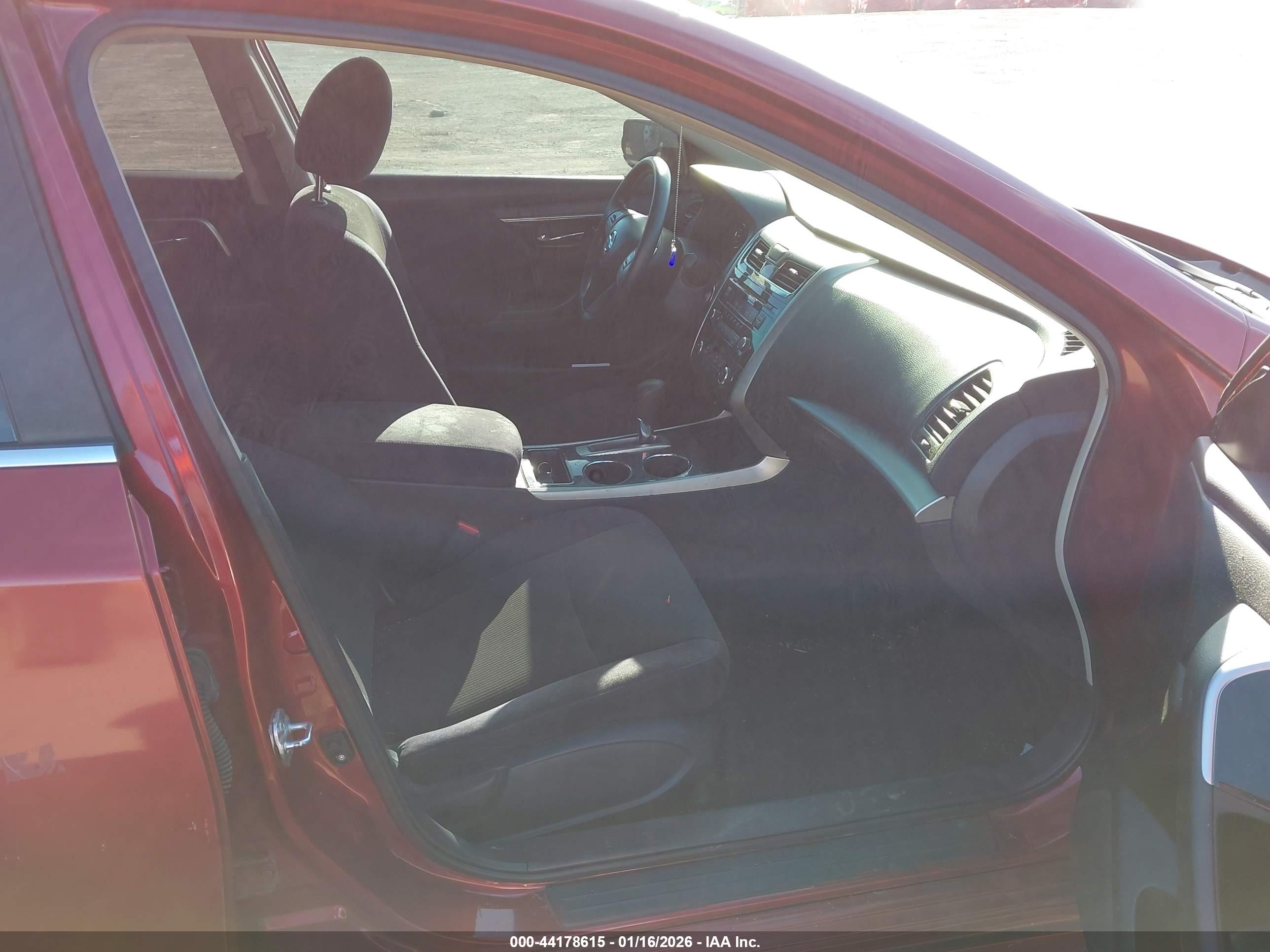 NISSAN ALTIMA image 5