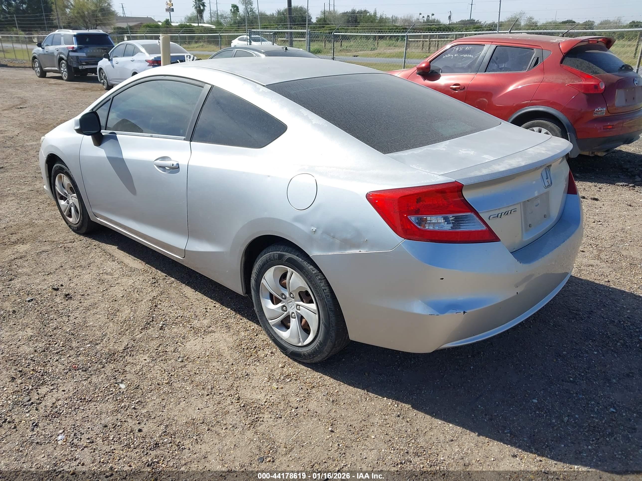 HONDA CIVIC image 3