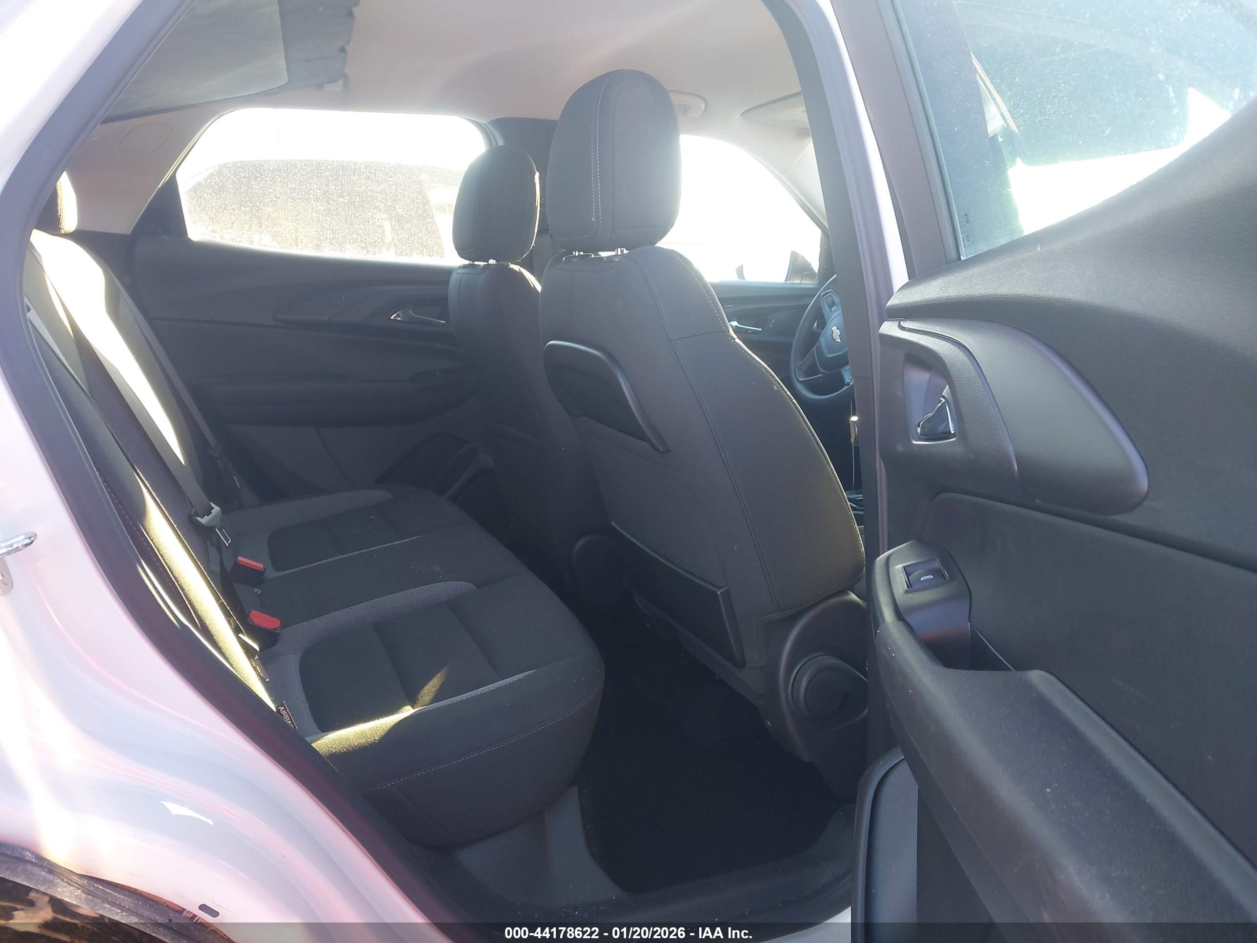 CHEVROLET TRAILBLAZER image 8
