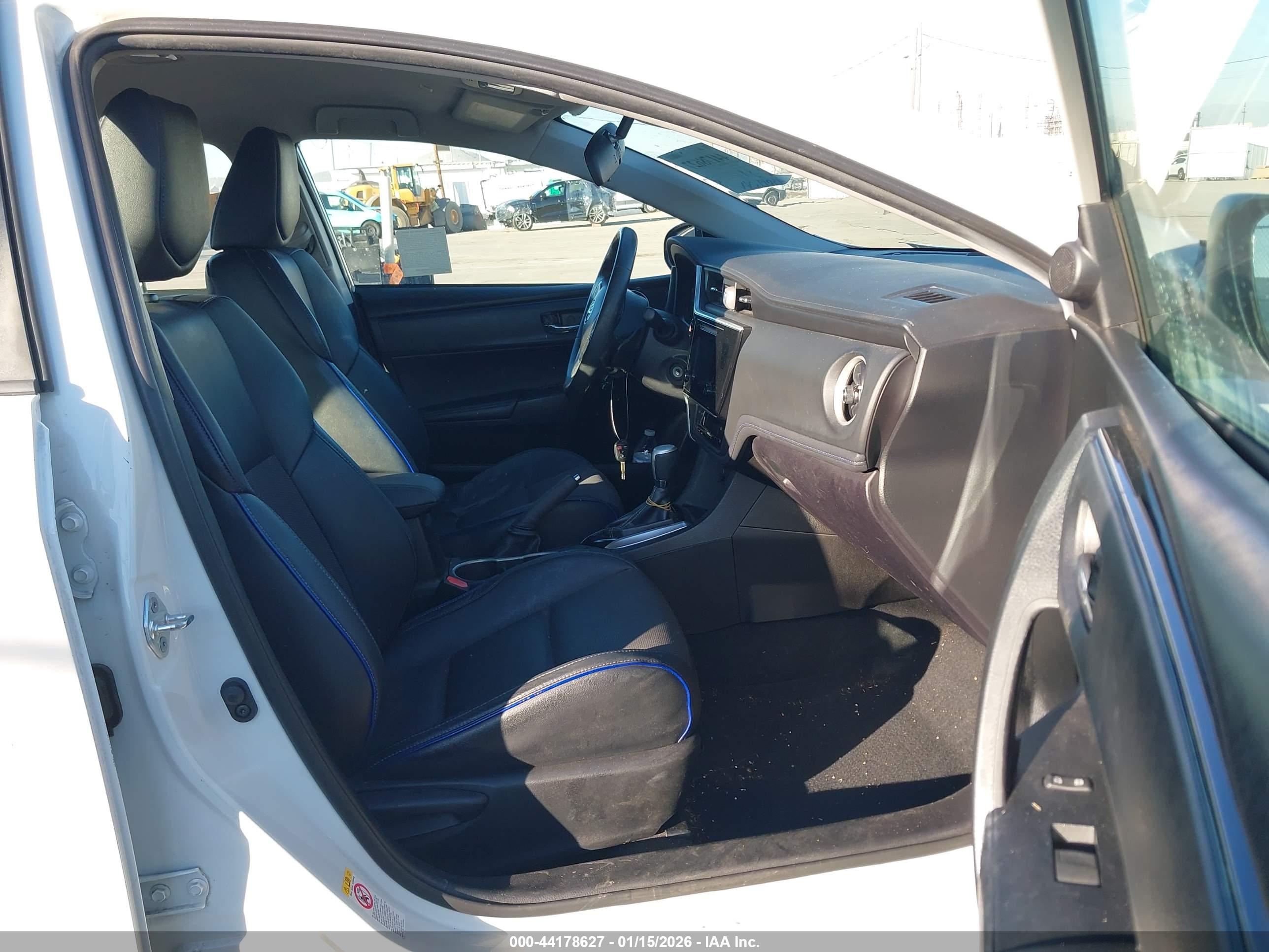 TOYOTA COROLLA image 5