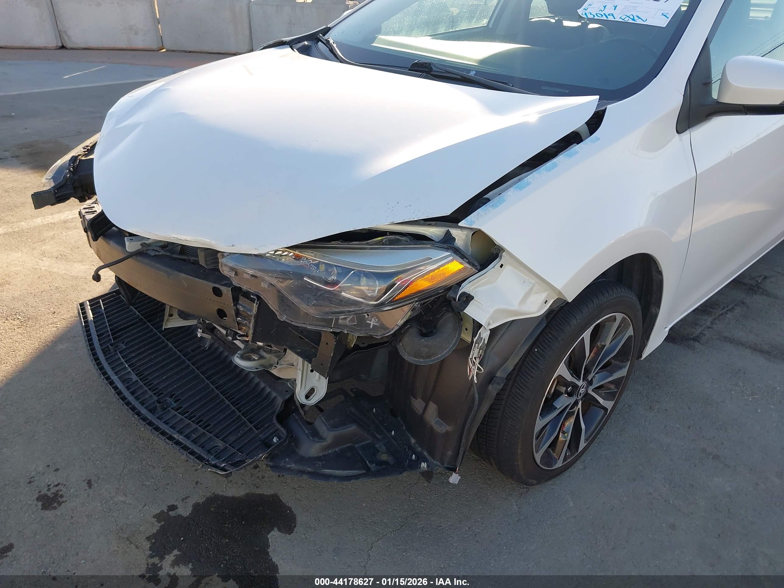 TOYOTA COROLLA image 6