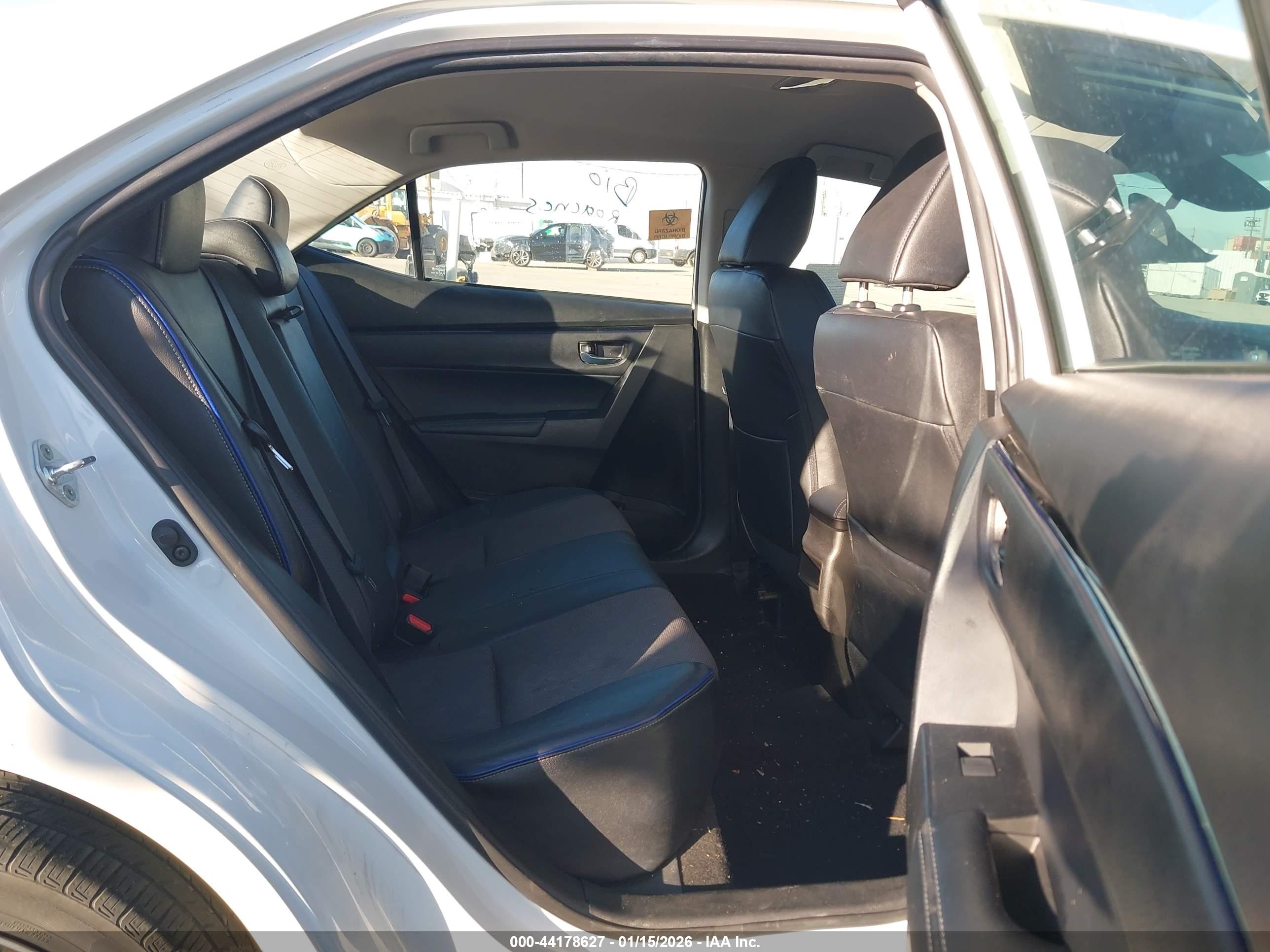 TOYOTA COROLLA image 8