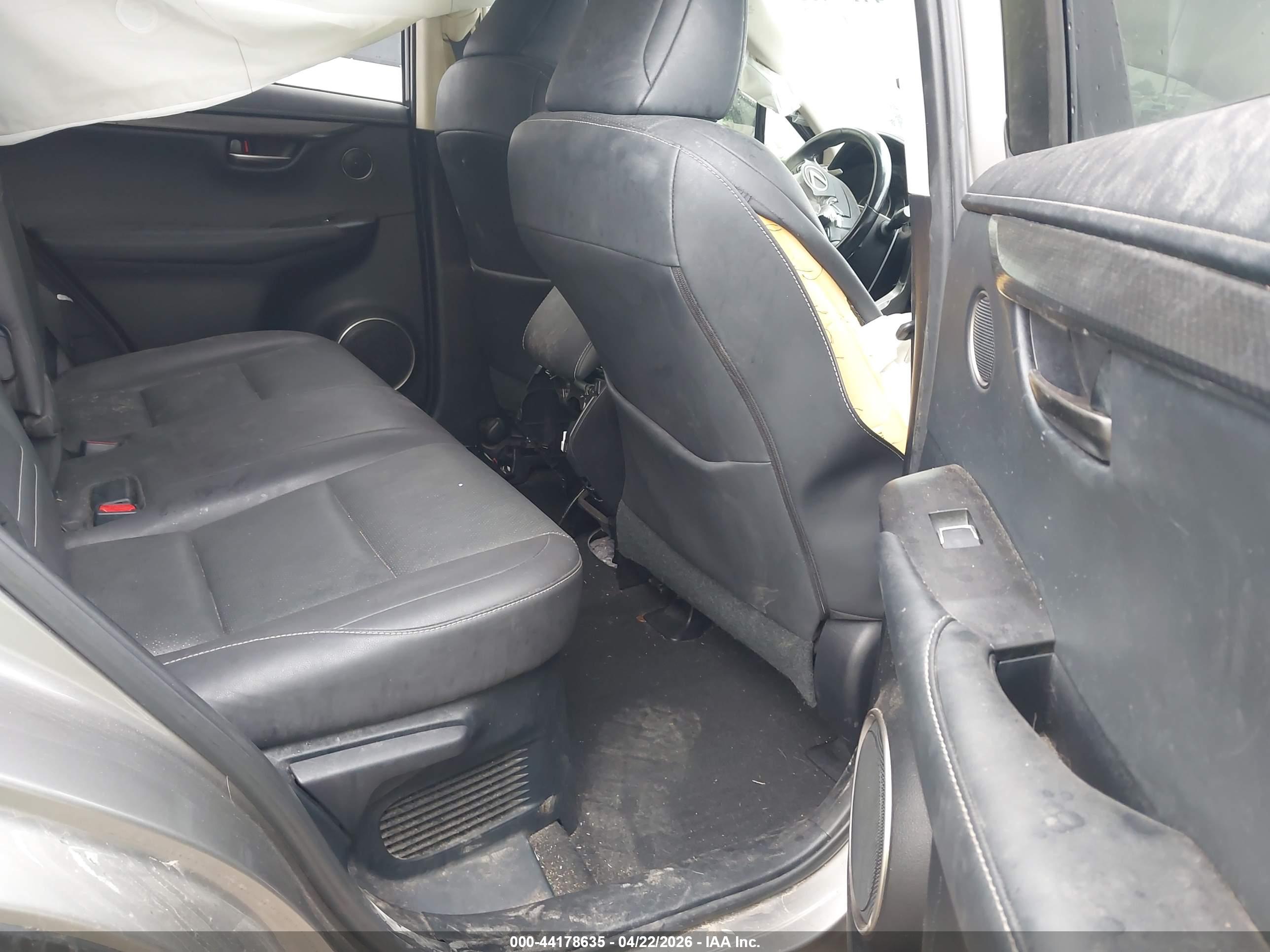 LEXUS NX image 8