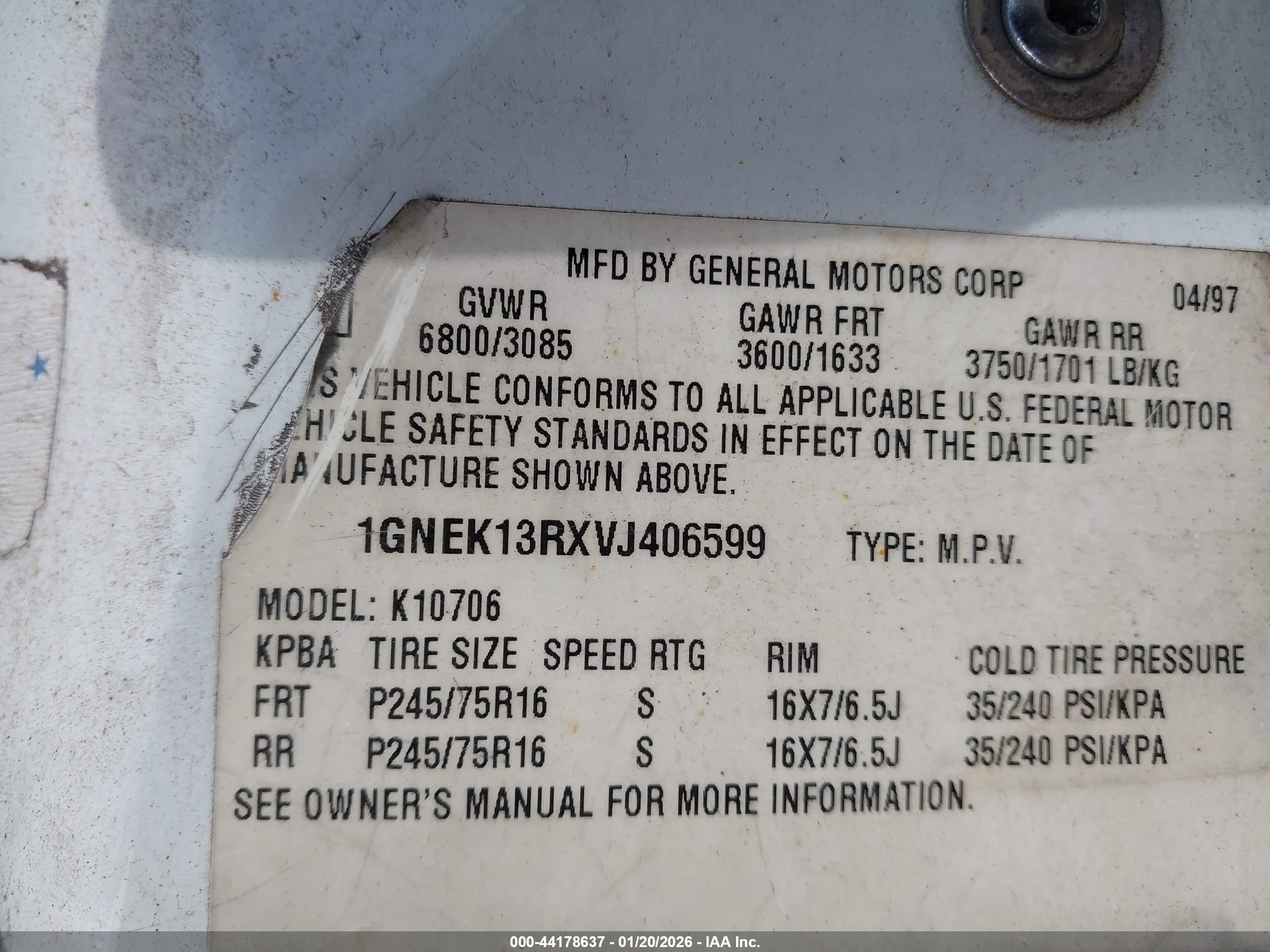 CHEVROLET TAHOE image 9