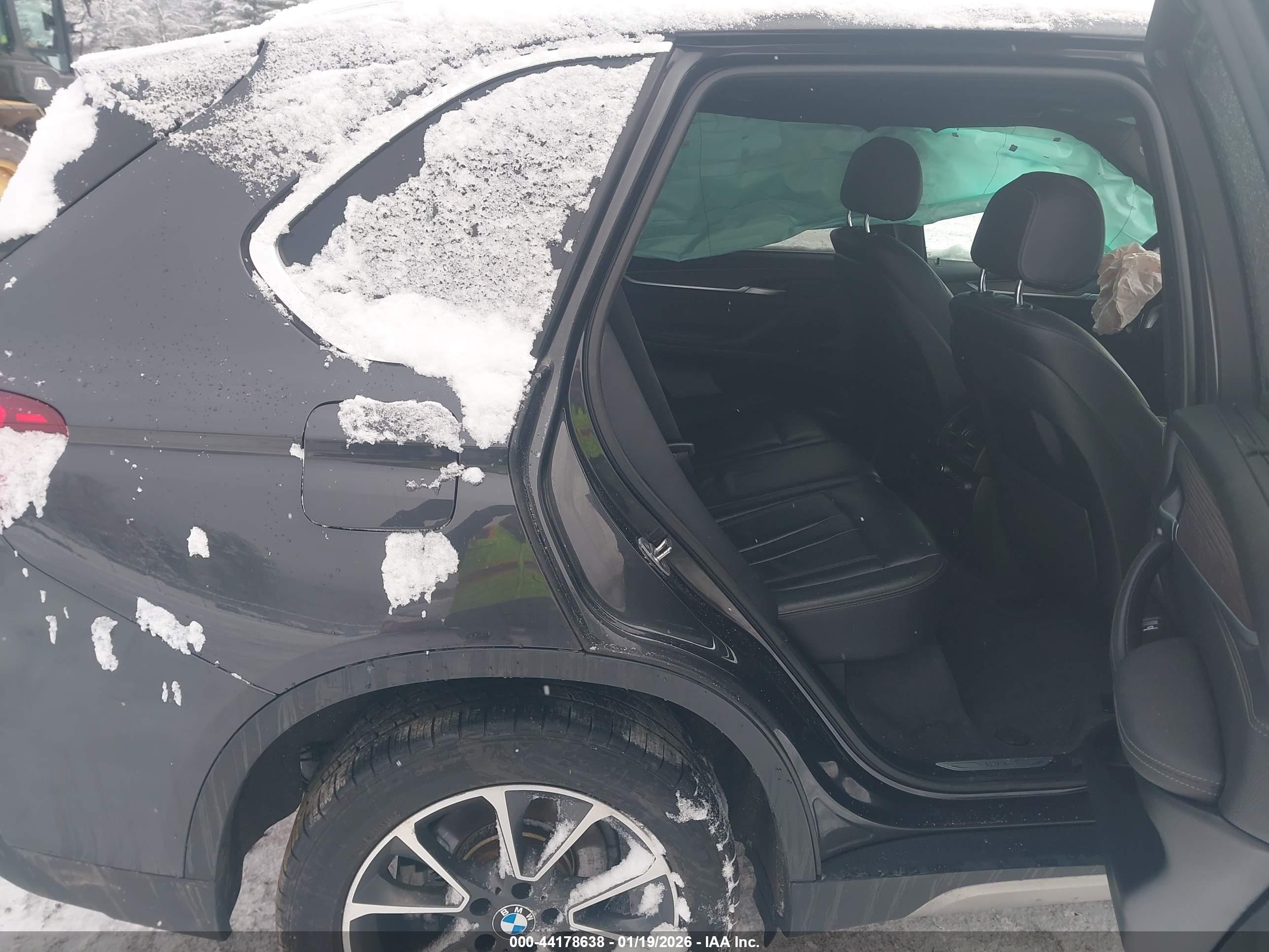 BMW X5 image 8