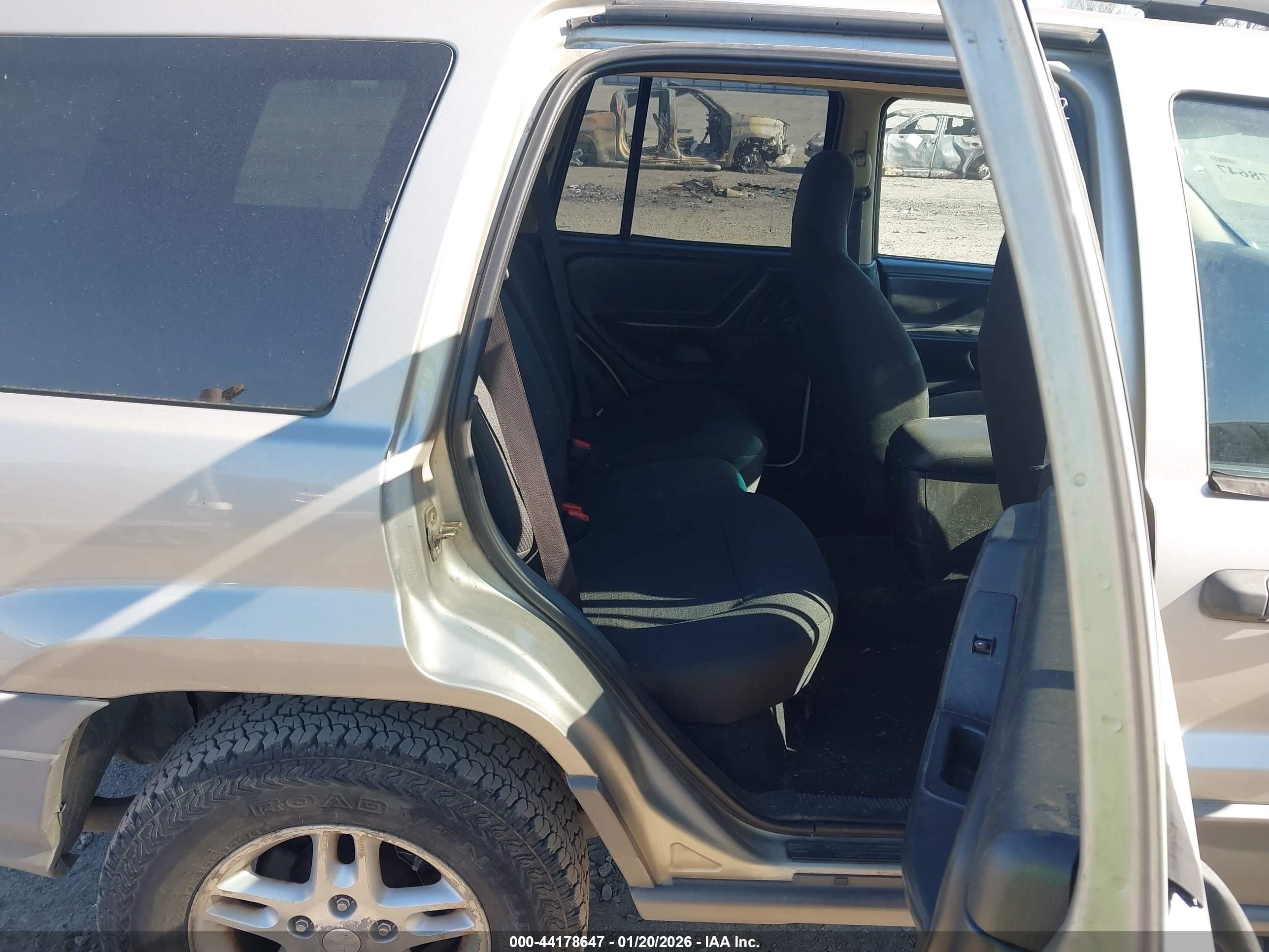 JEEP GRAND image 8