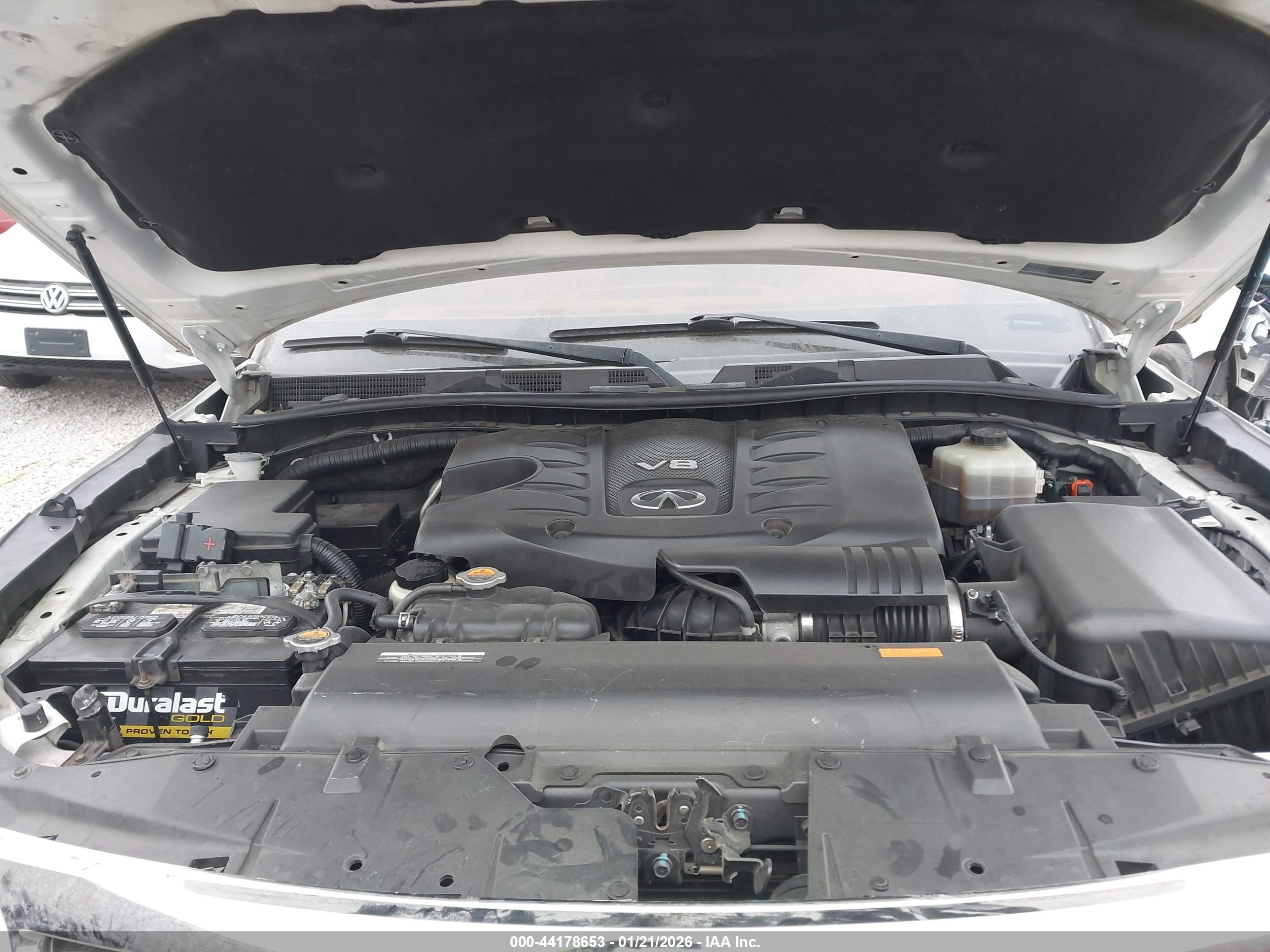 INFINITI QX56 image 10
