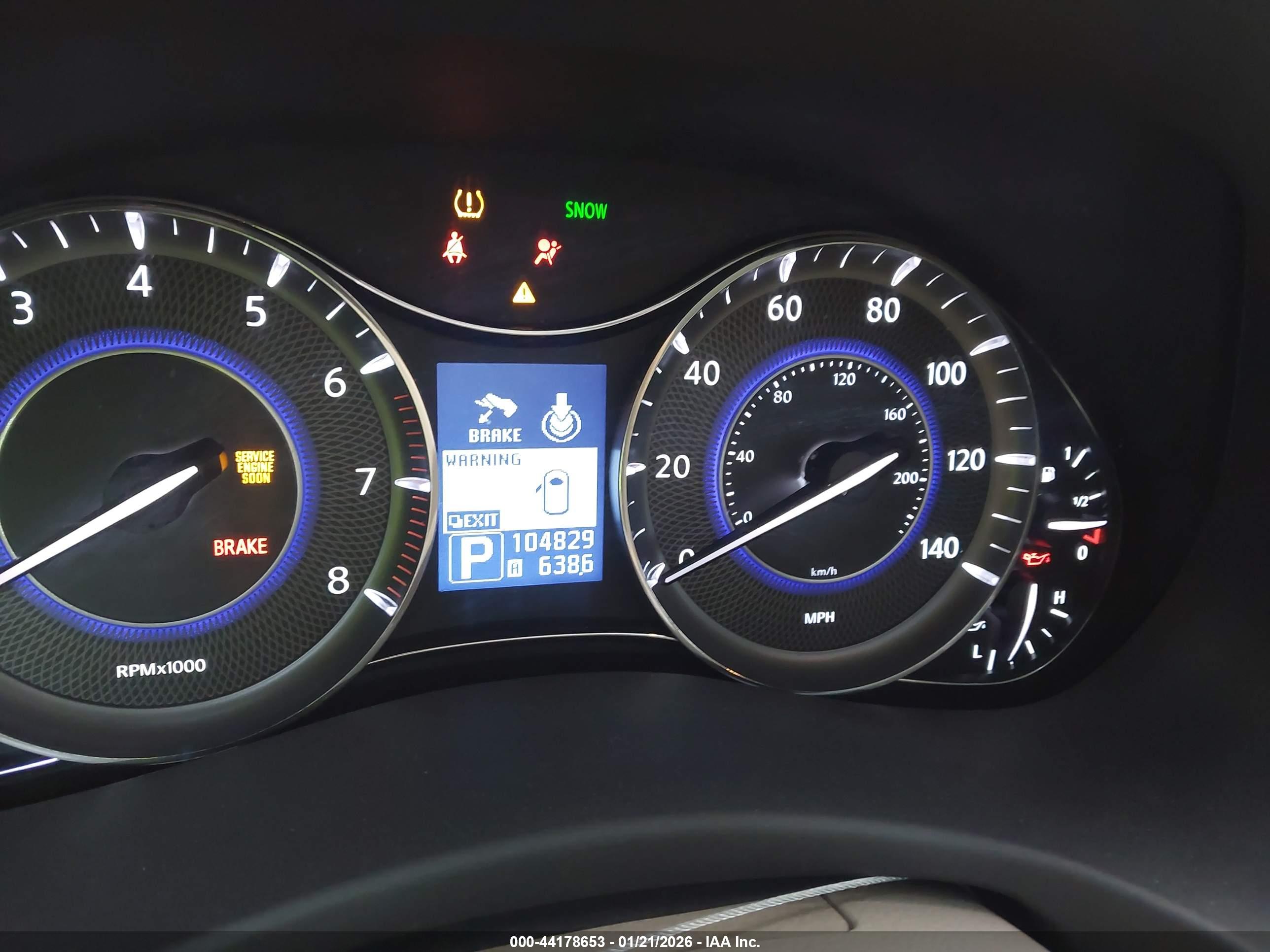 INFINITI QX56 image 7