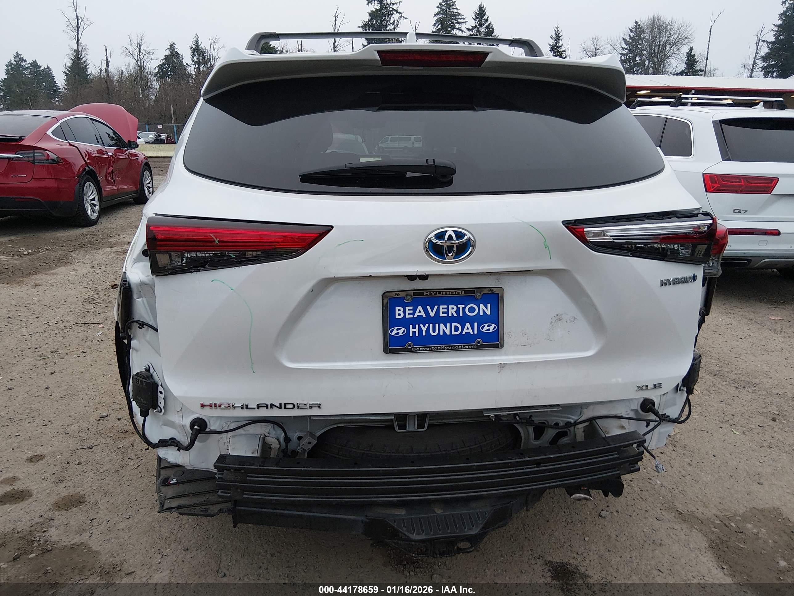 TOYOTA HIGHLANDER image 6