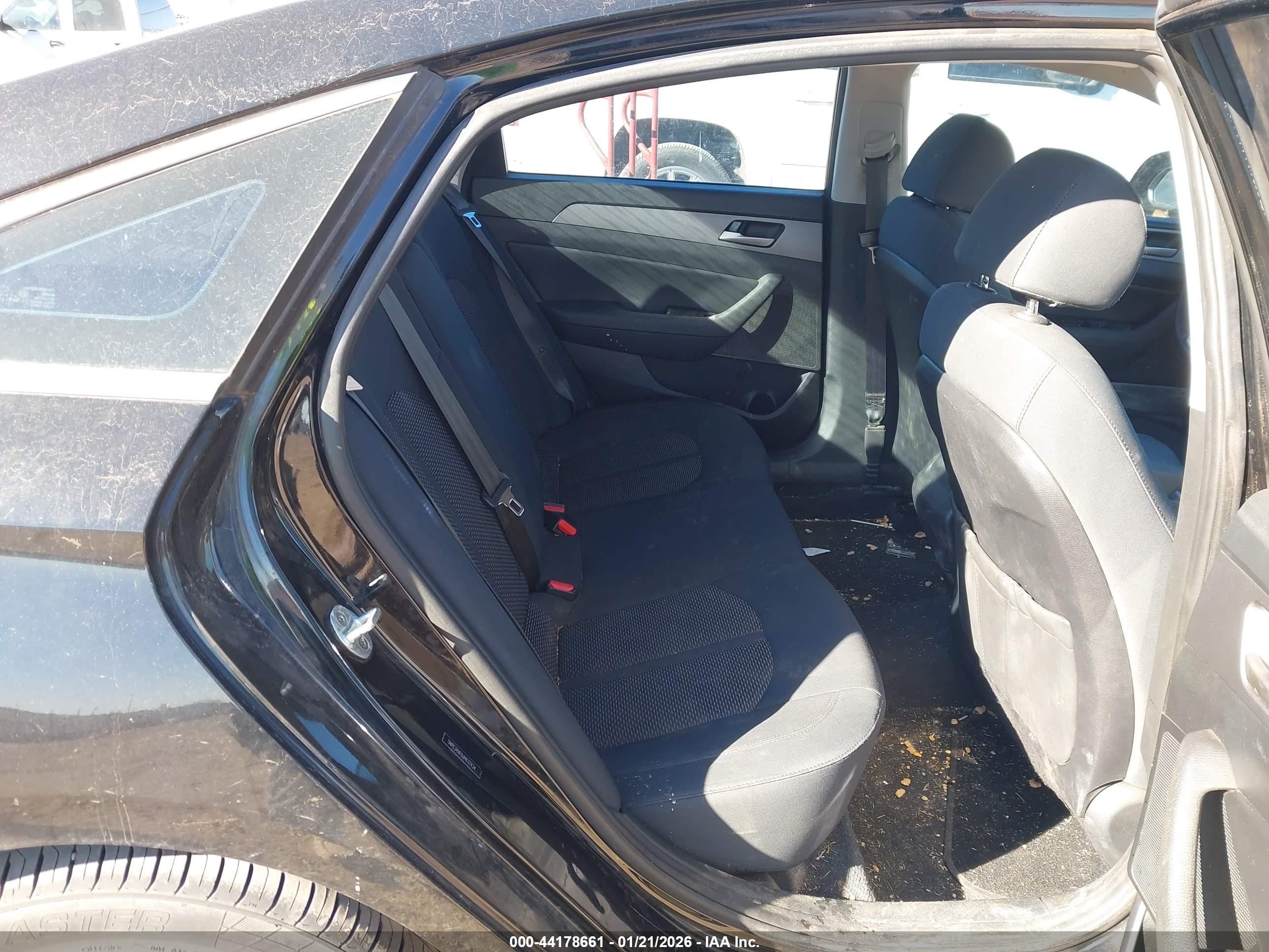 HYUNDAI SONATA image 8