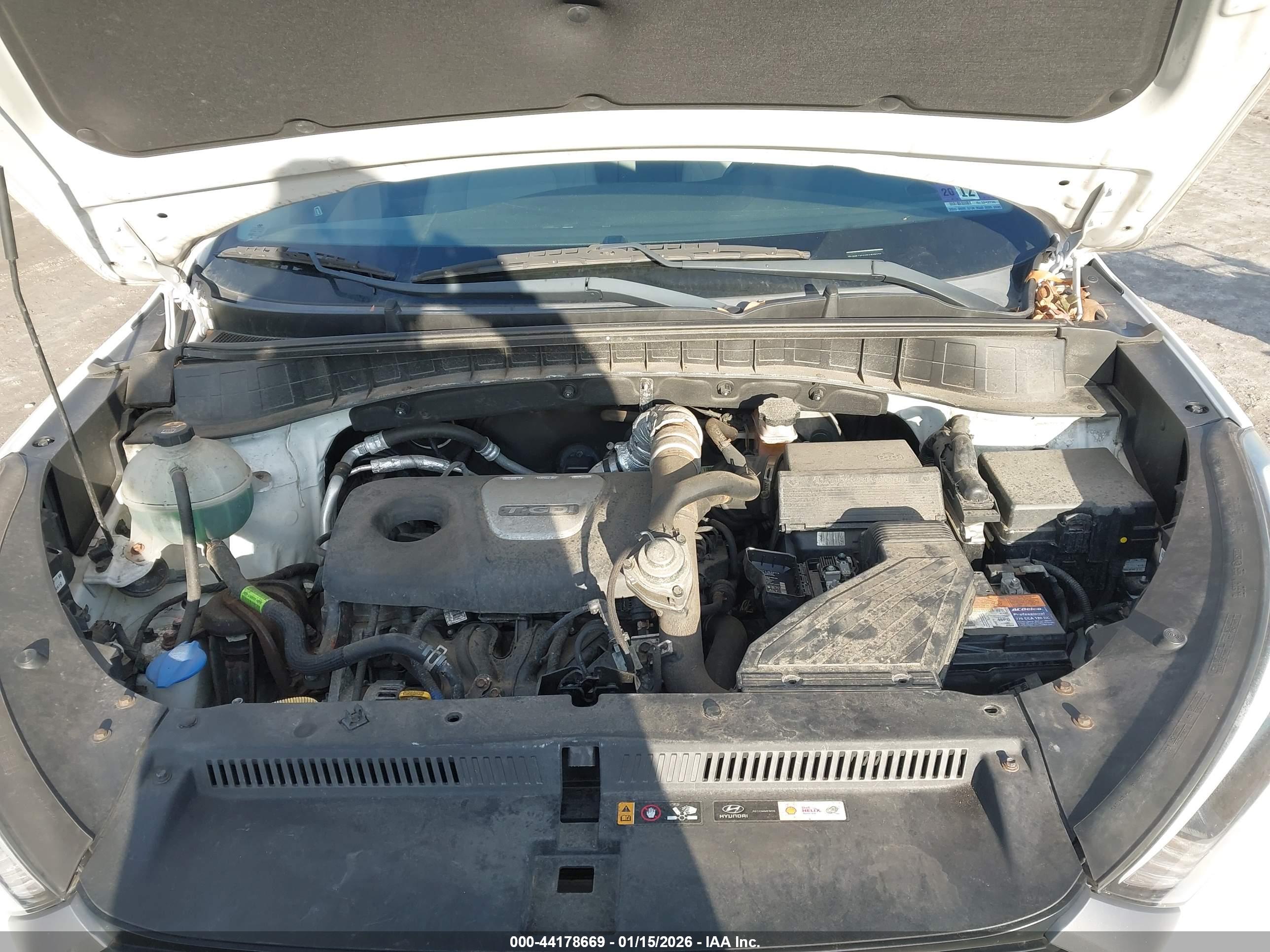 HYUNDAI TUCSON image 10