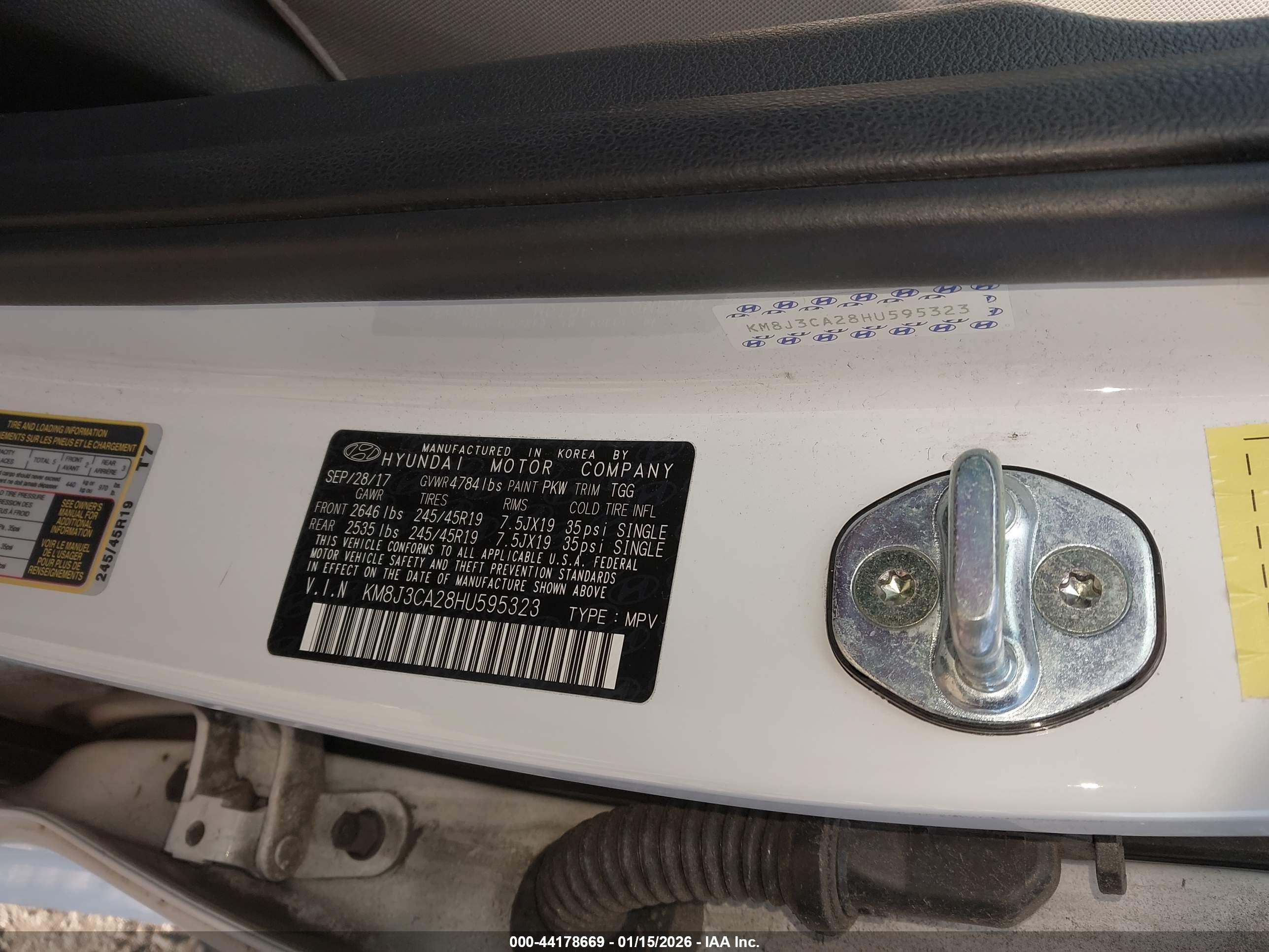 HYUNDAI TUCSON image 9