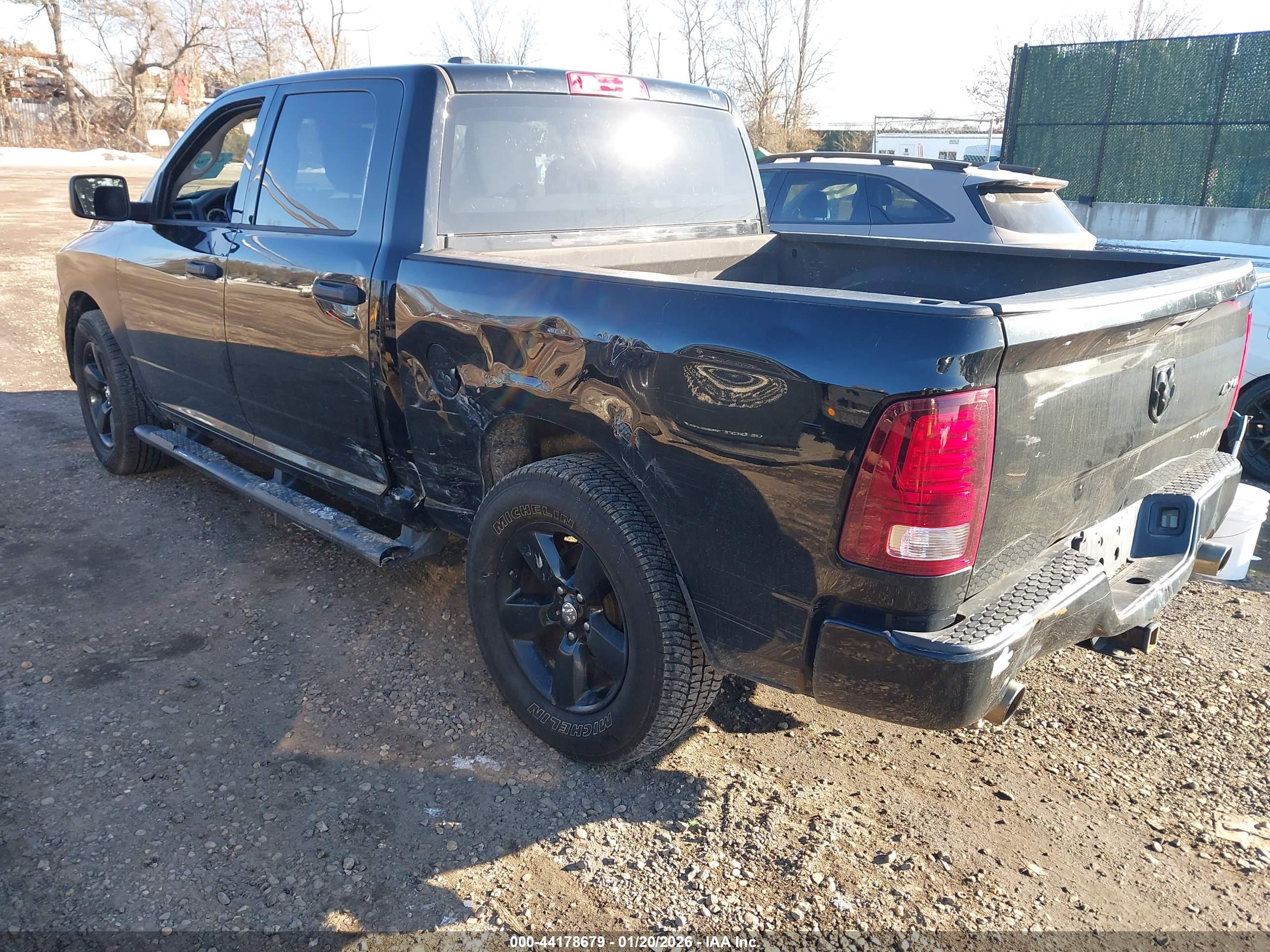 RAM 1500 image 3