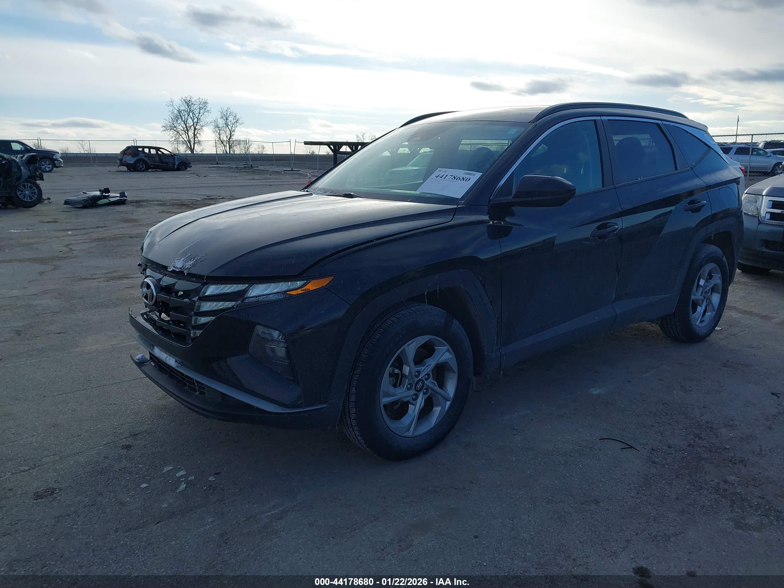 HYUNDAI TUCSON image 2