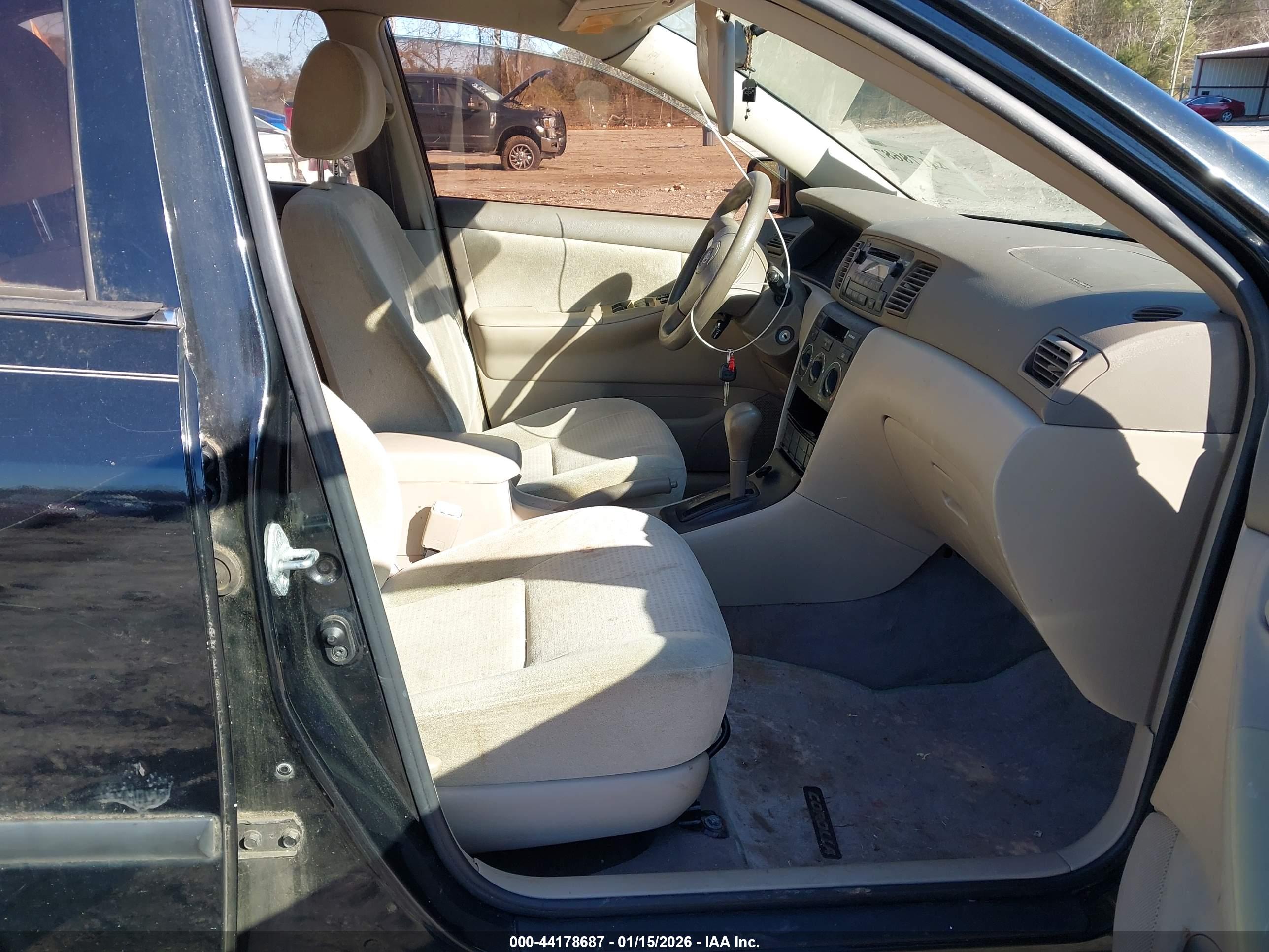 TOYOTA COROLLA image 5