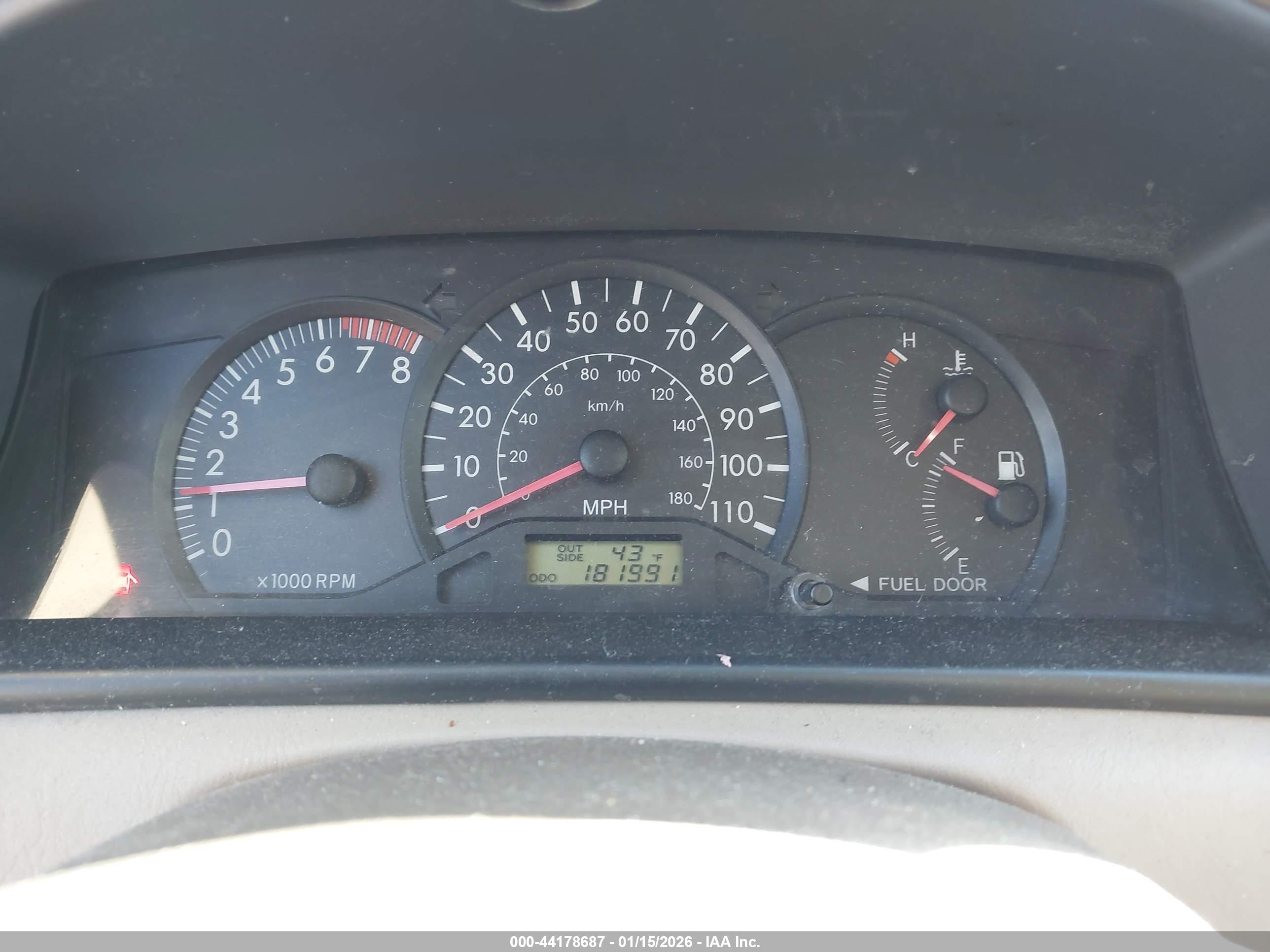 TOYOTA COROLLA image 7