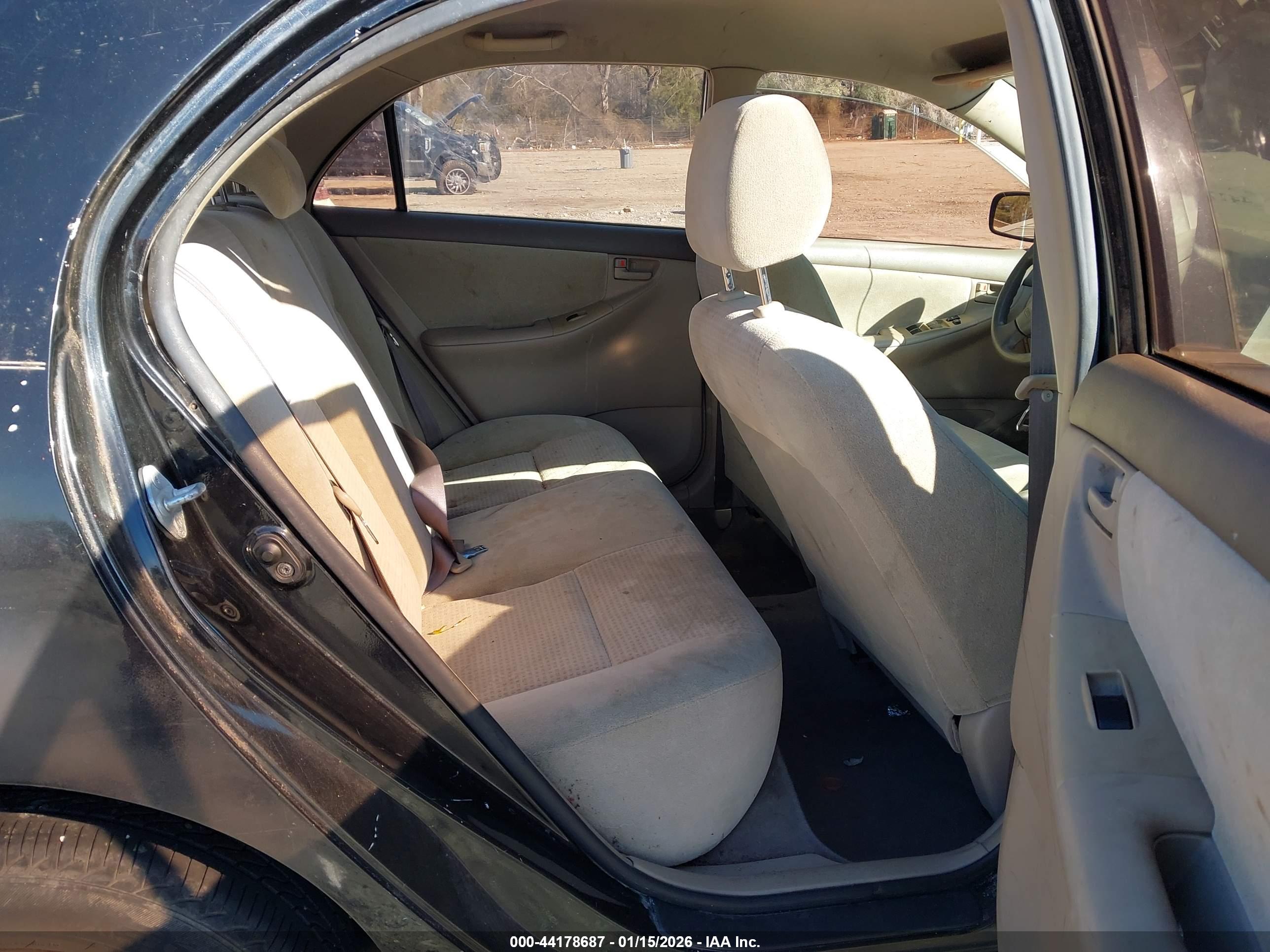 TOYOTA COROLLA image 8