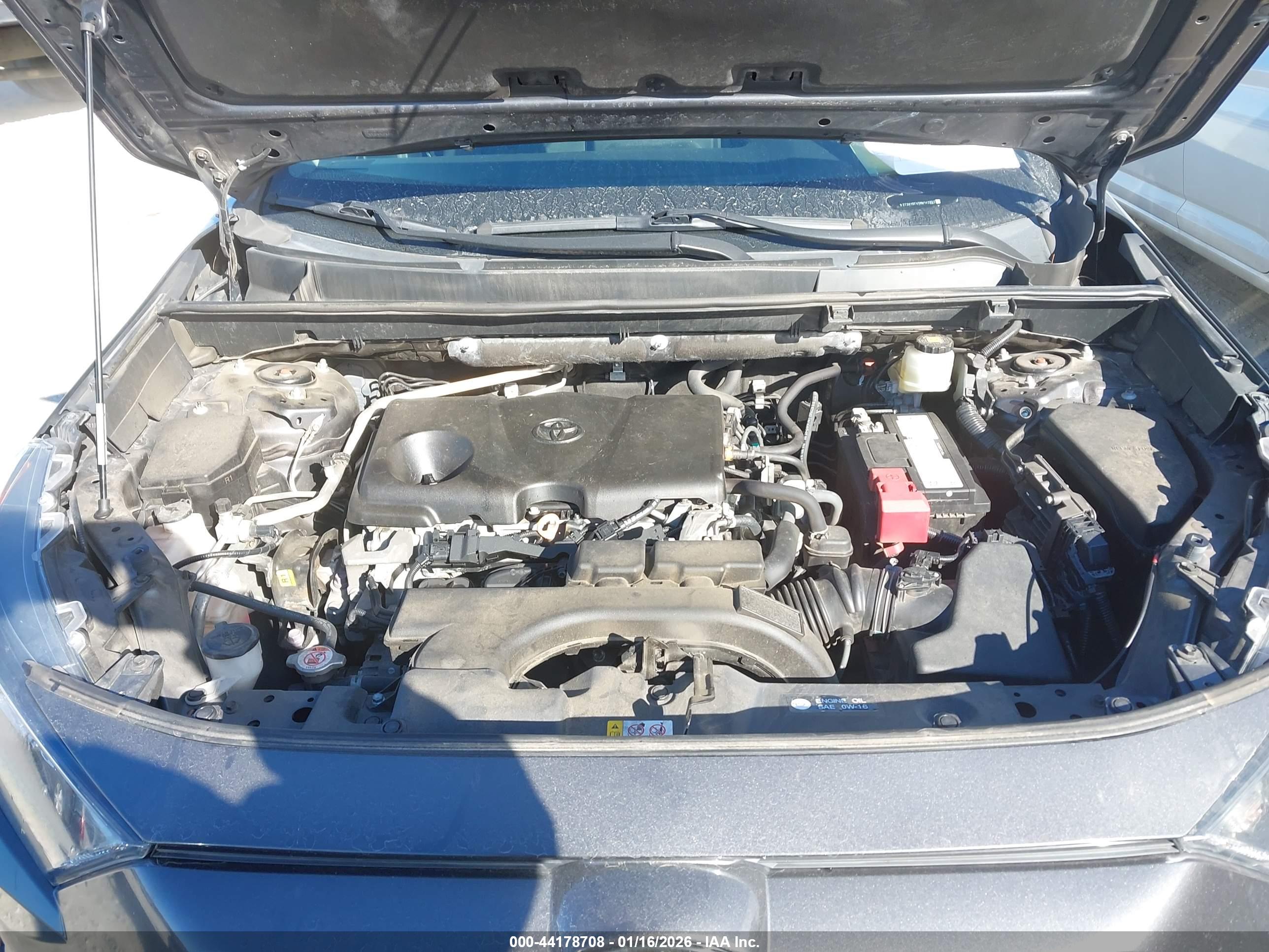 TOYOTA RAV4 image 10