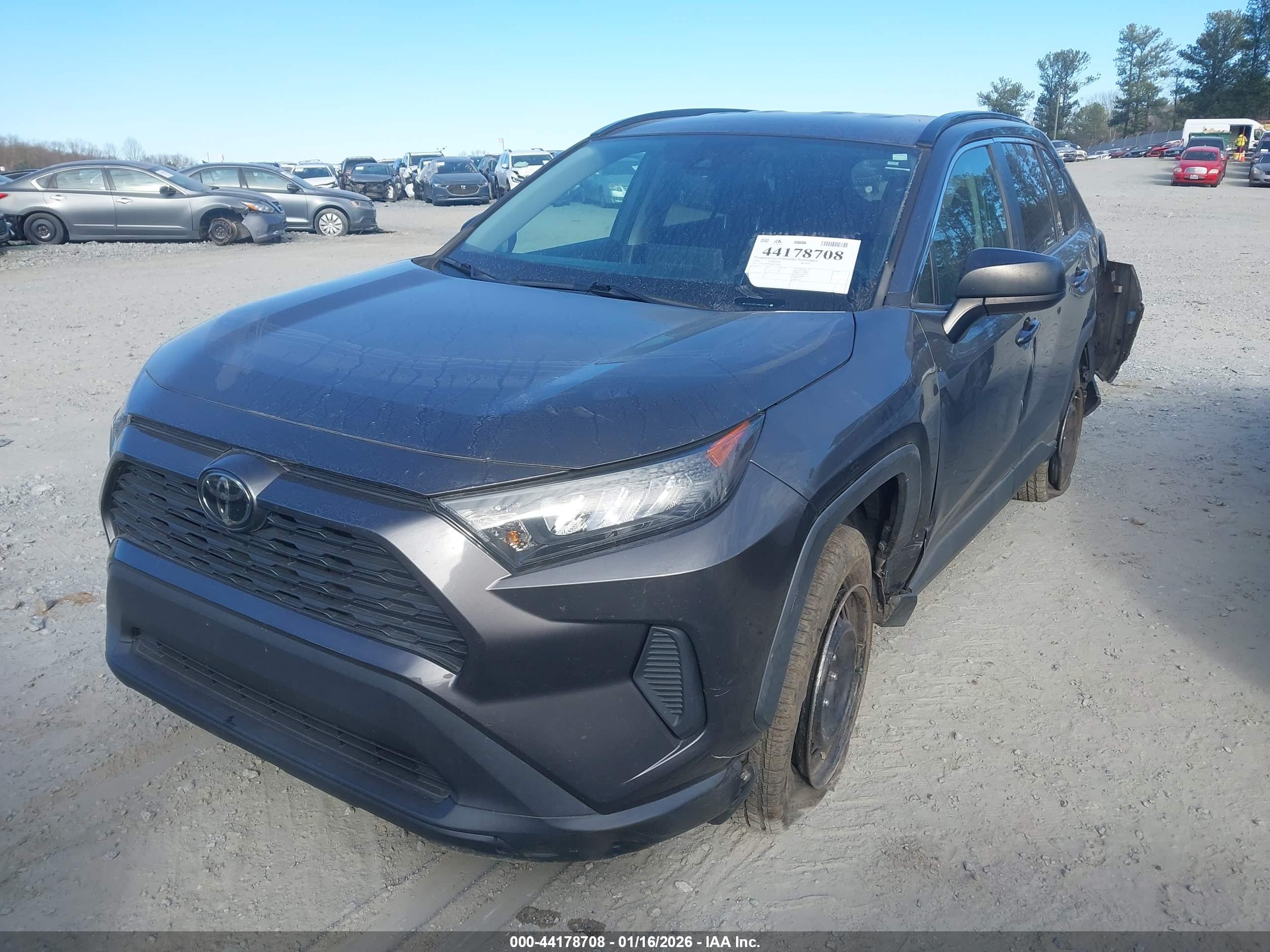 TOYOTA RAV4 image 2