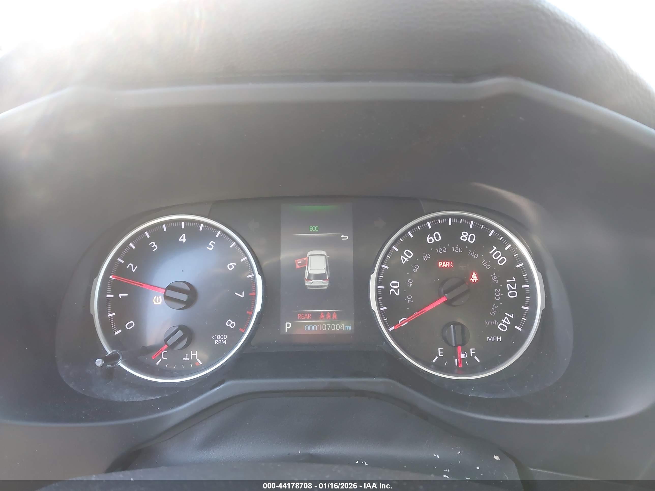 TOYOTA RAV4 image 7