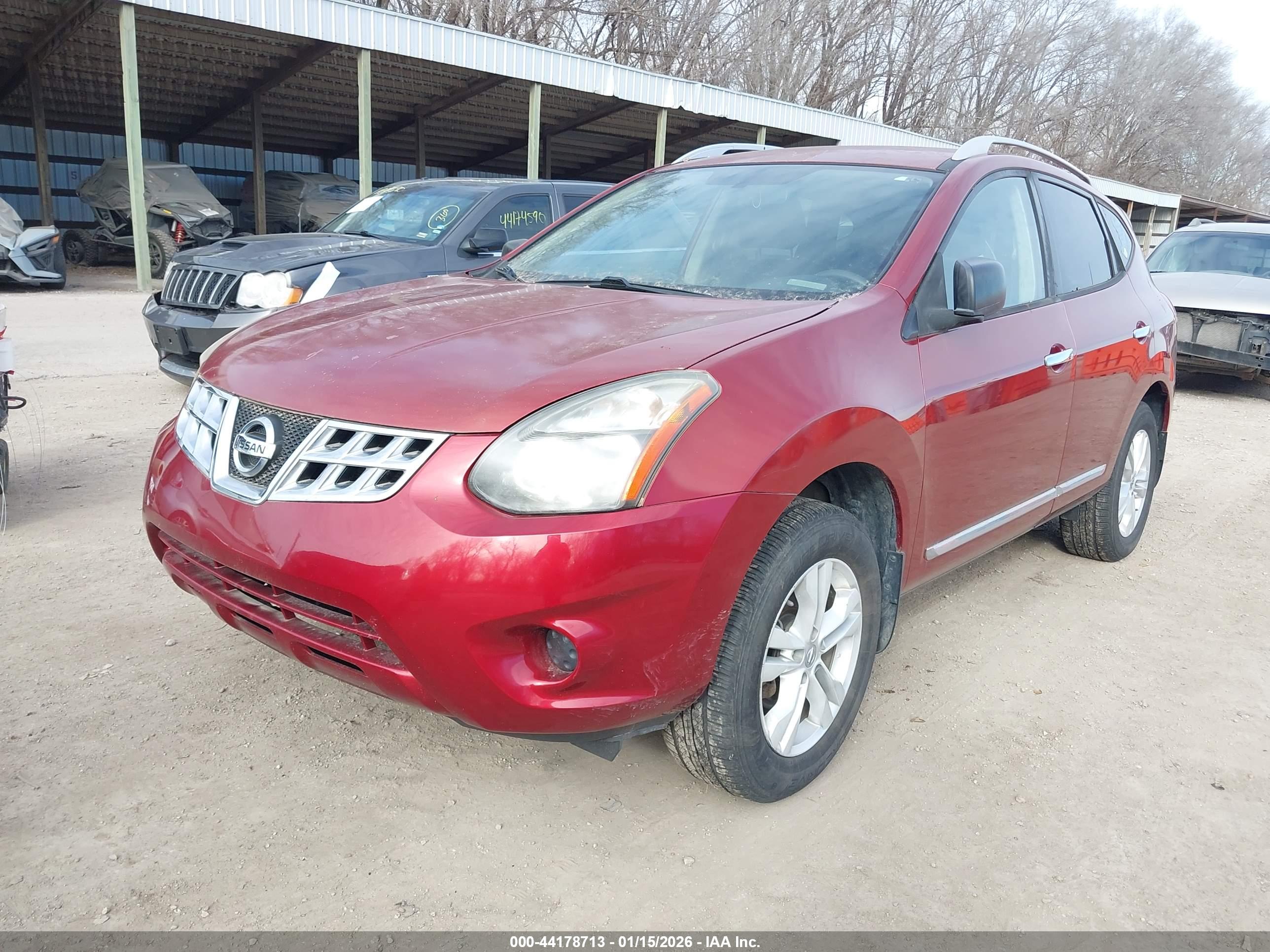 NISSAN ROGUE image 2
